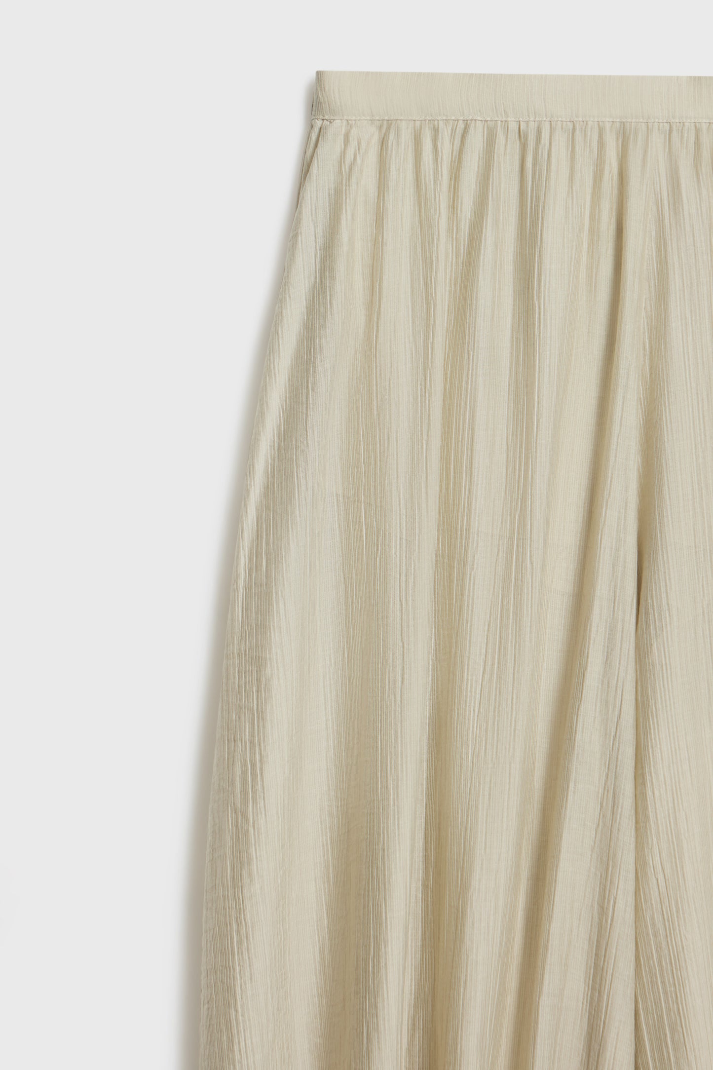 LIGHT BEIGE