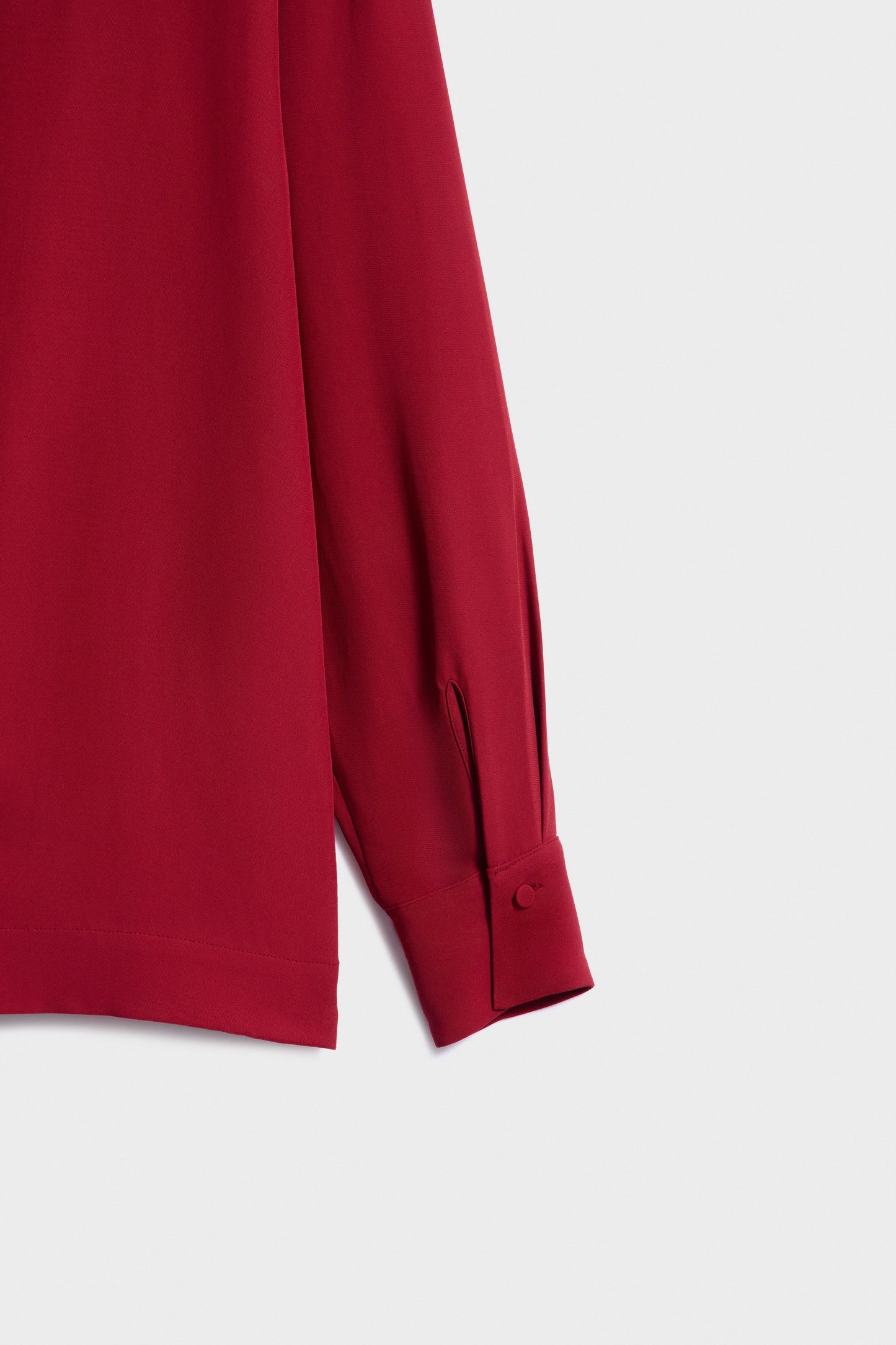 DARK RED
