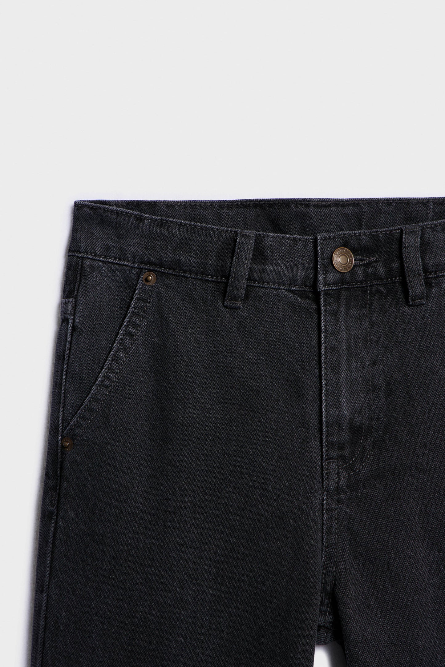 WASHED BLACK