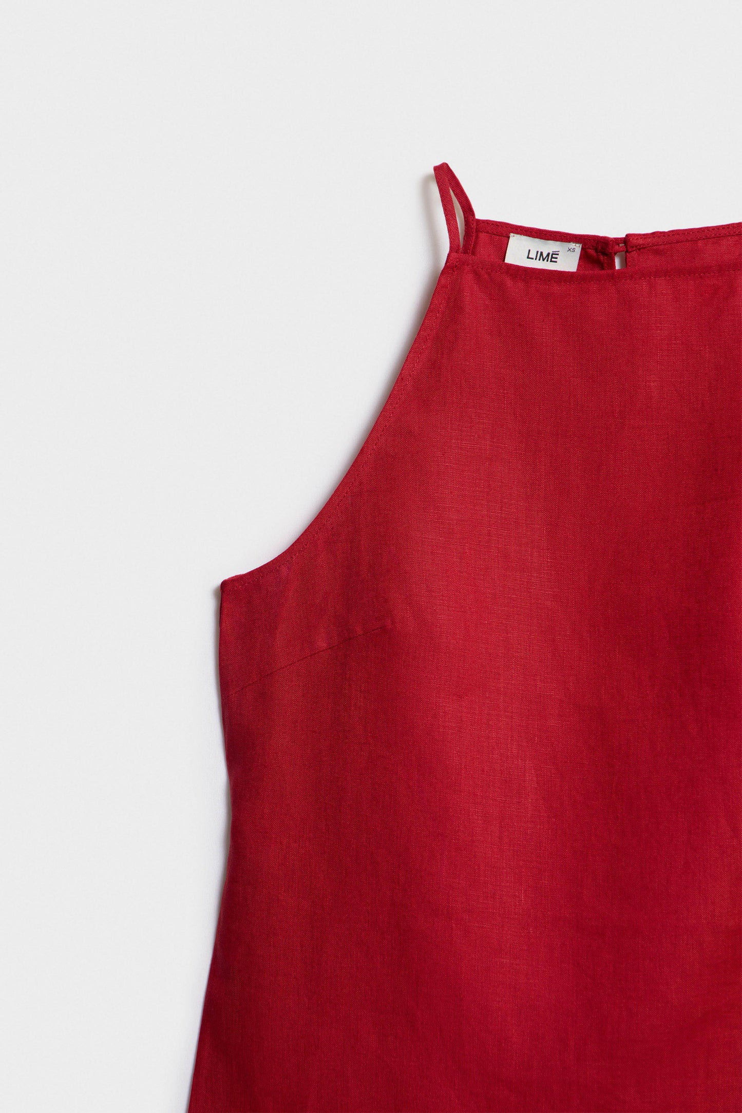 DARK RED