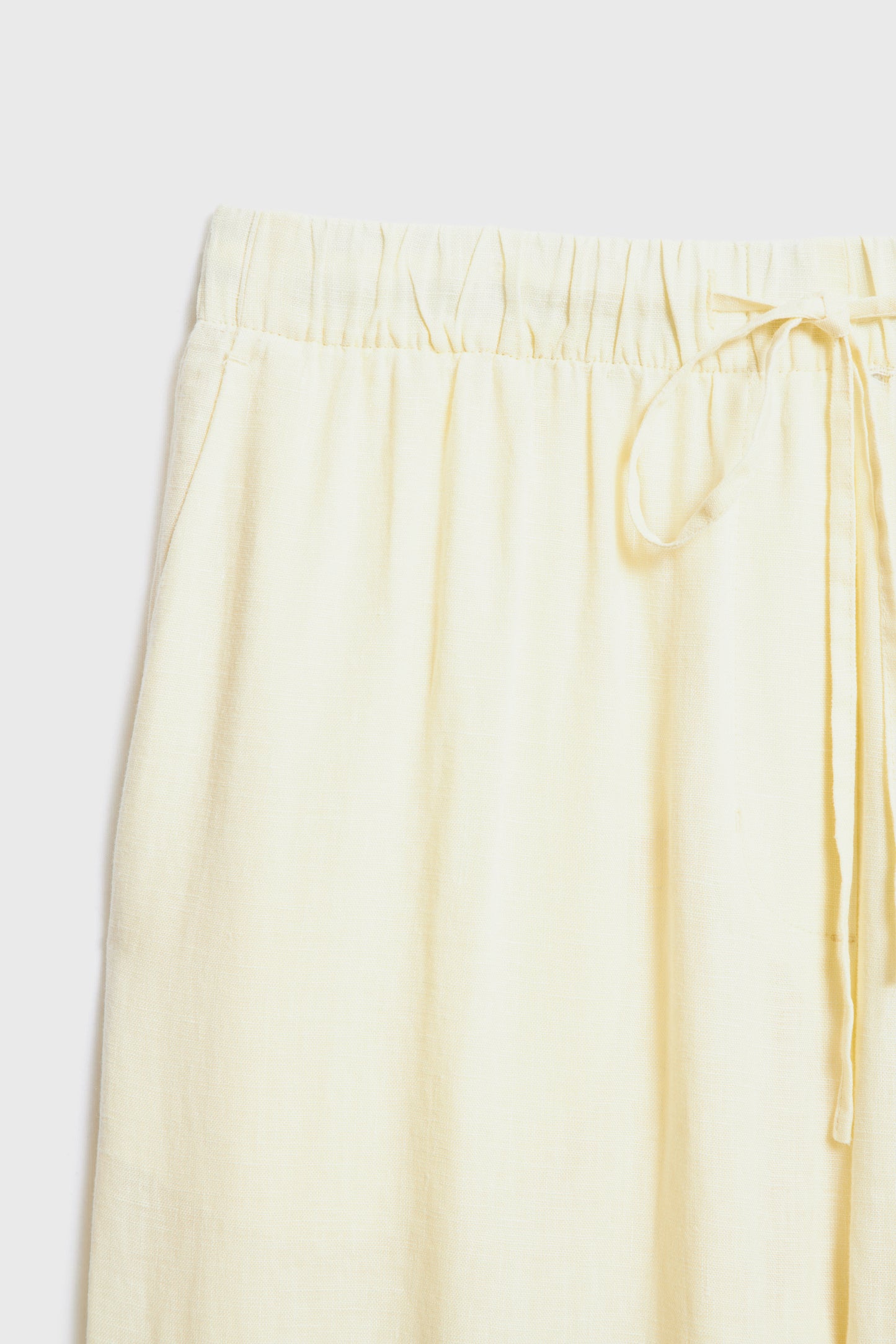 LIGHT YELLOW