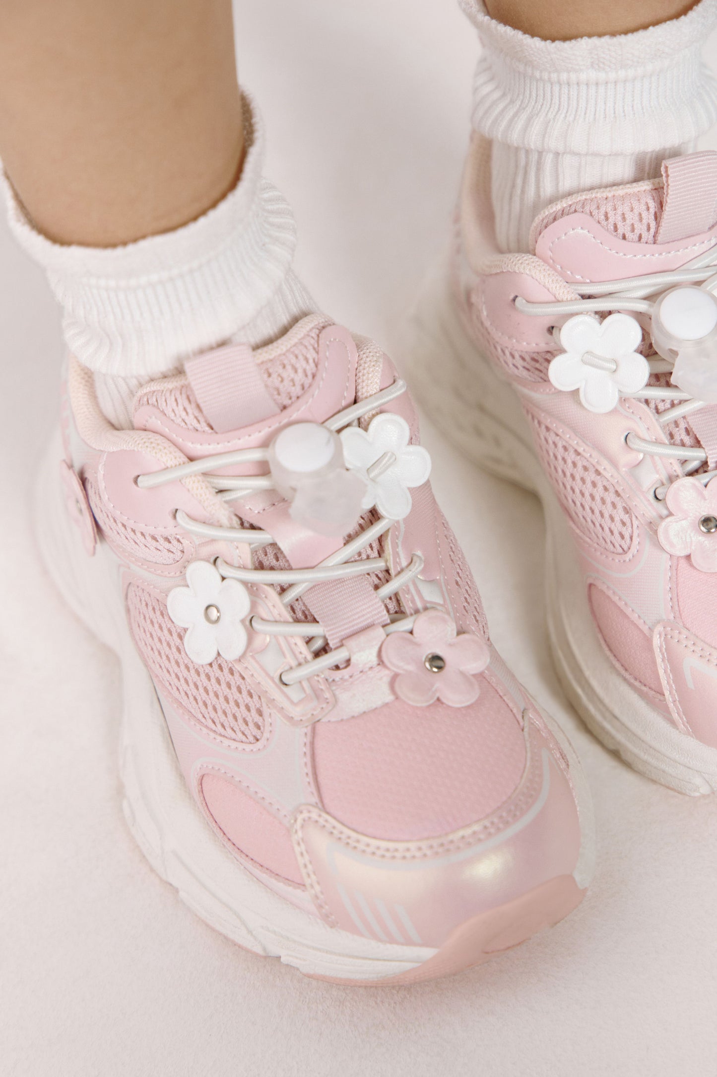 LIGHT PINK