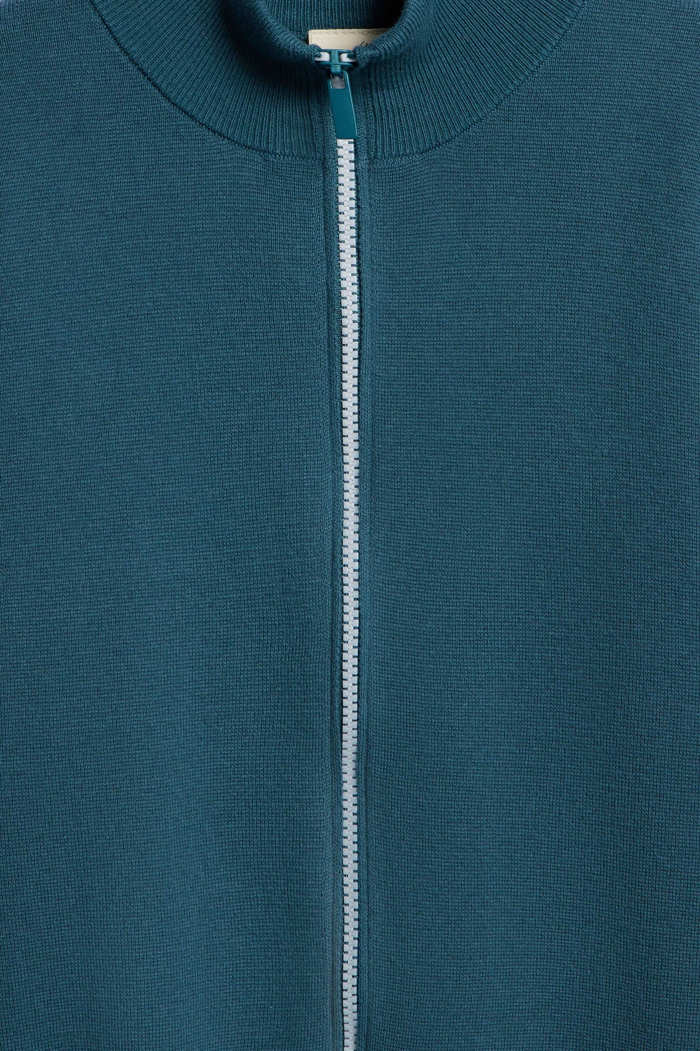BOTTLE GREEN
