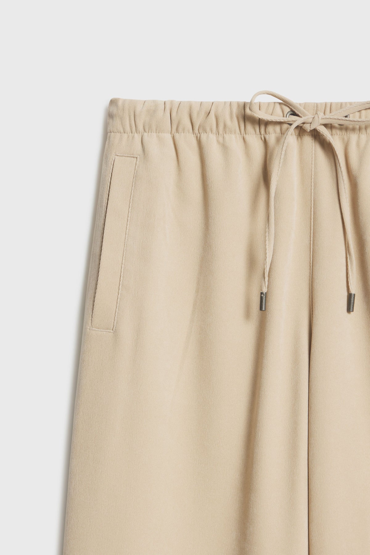 LIGHT BEIGE