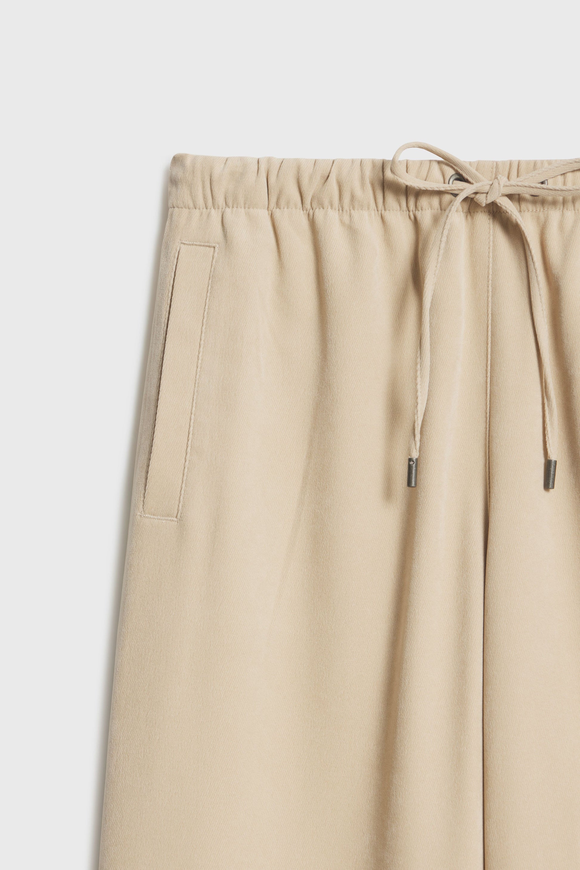 LIGHT BEIGE