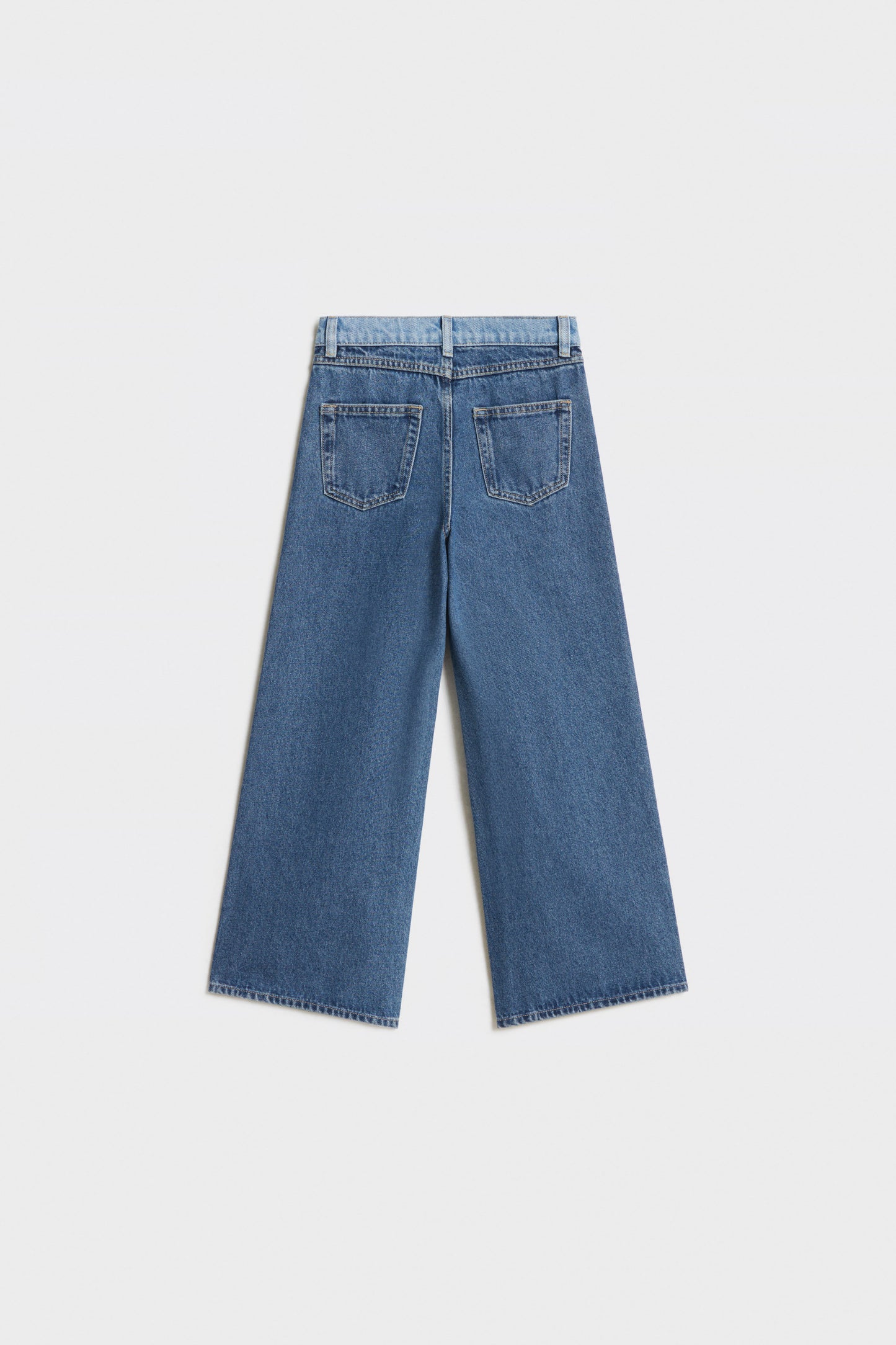 VINTAGE BLUE