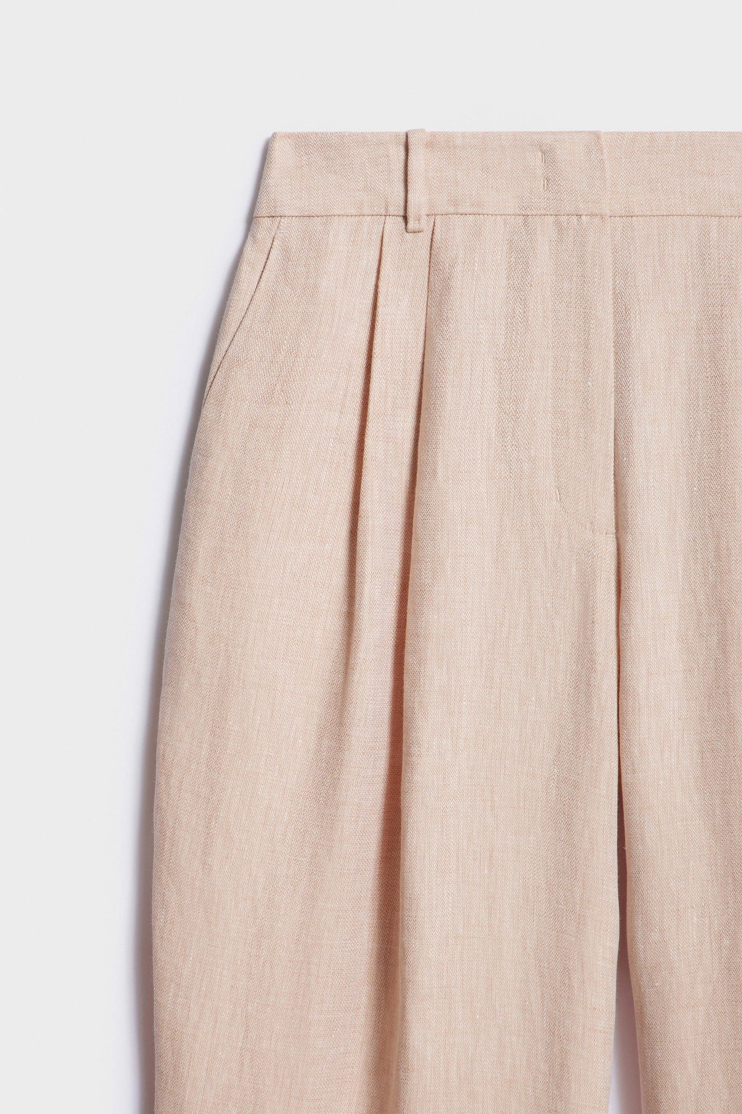 WHITE/BEIGE