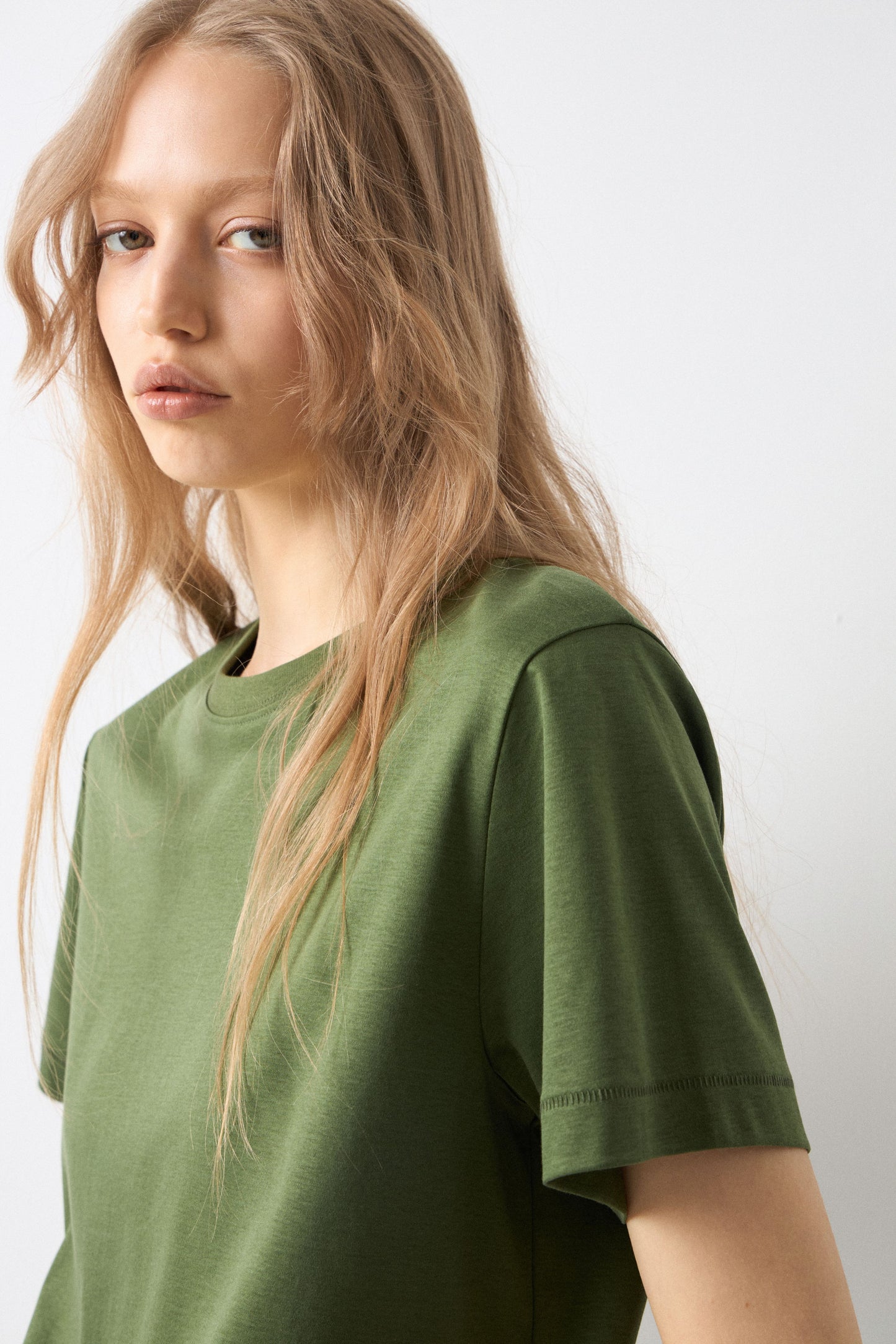 DARK GREEN