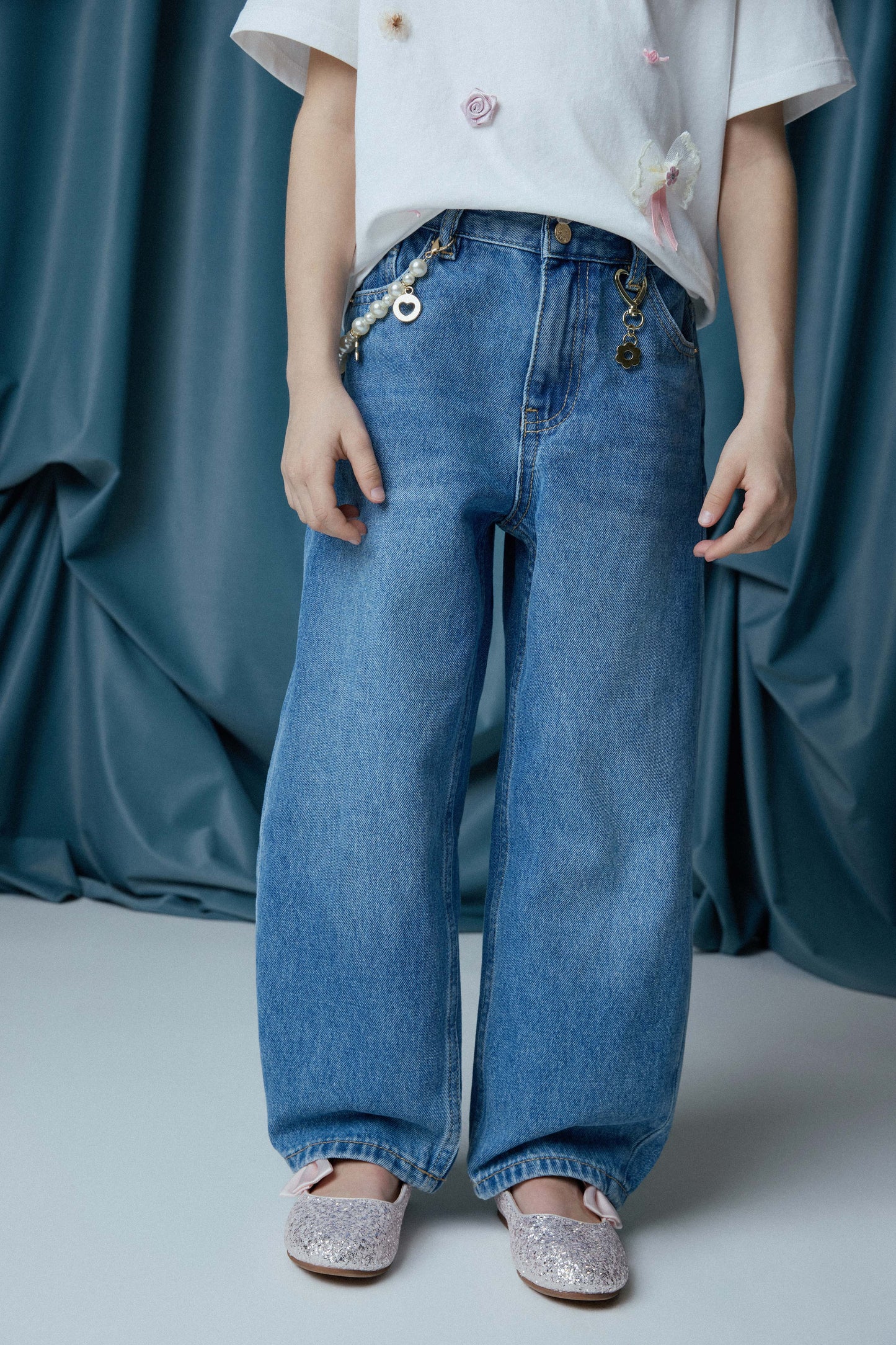 VINTAGE BLUE