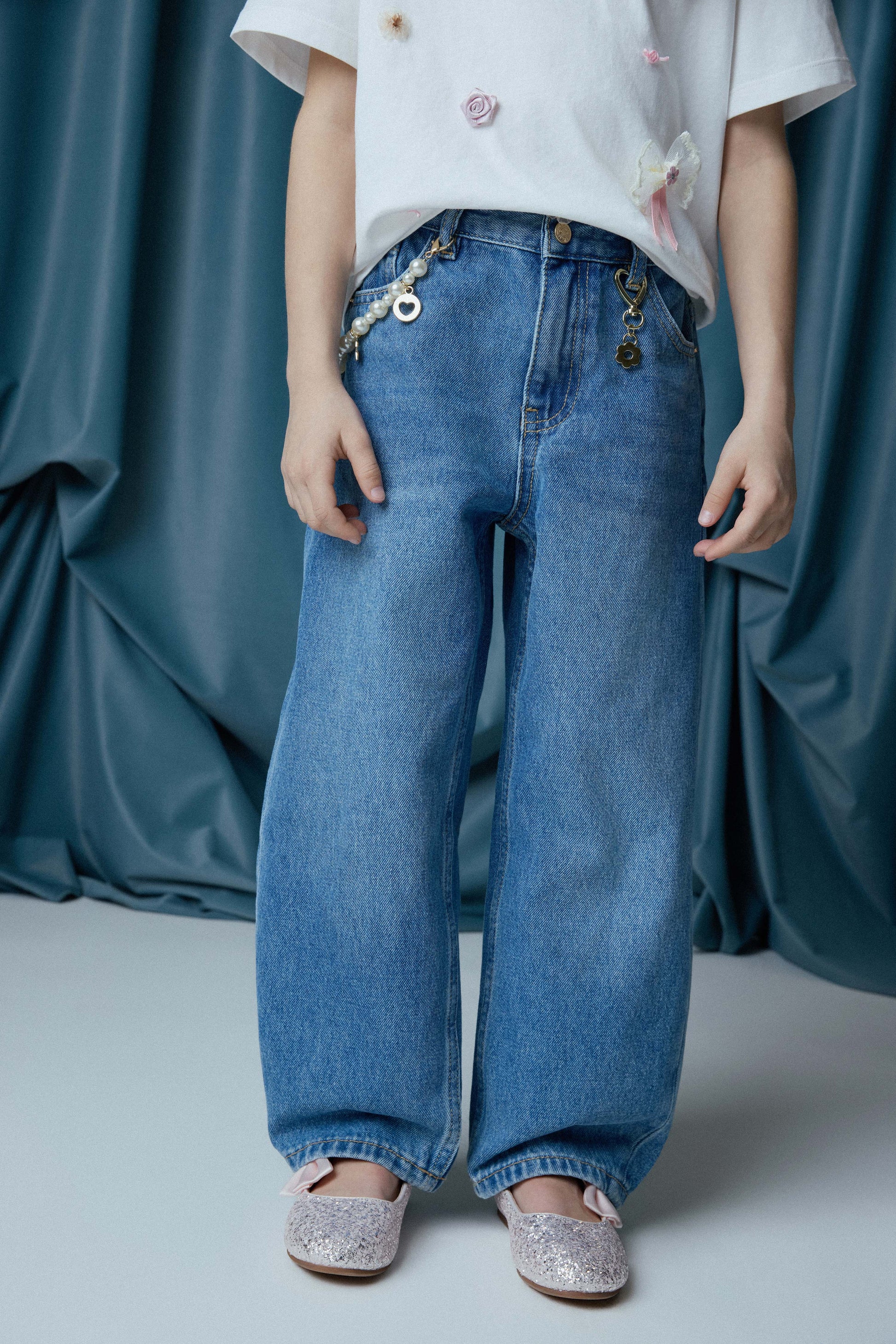 VINTAGE BLUE
