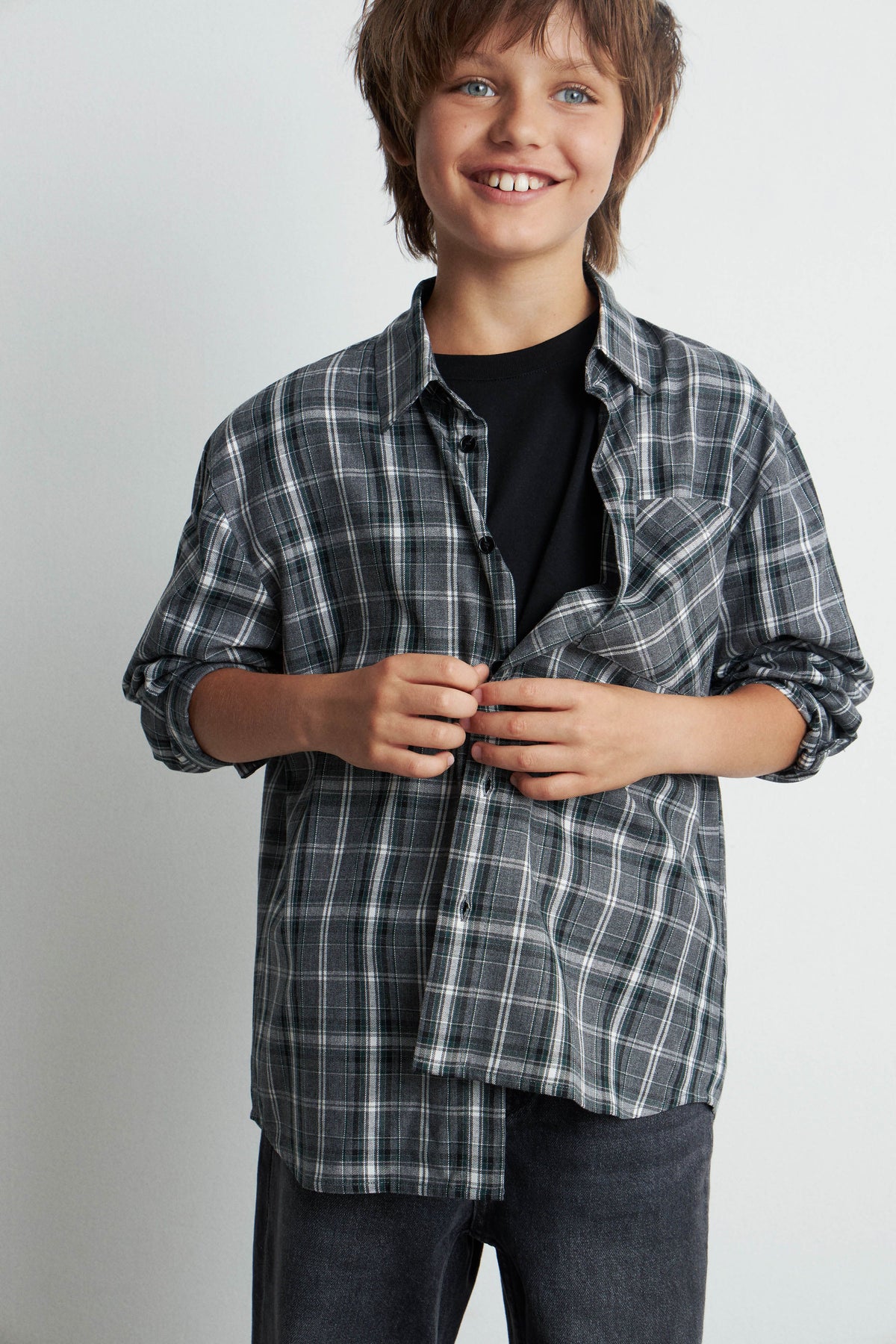 DARK GREY
