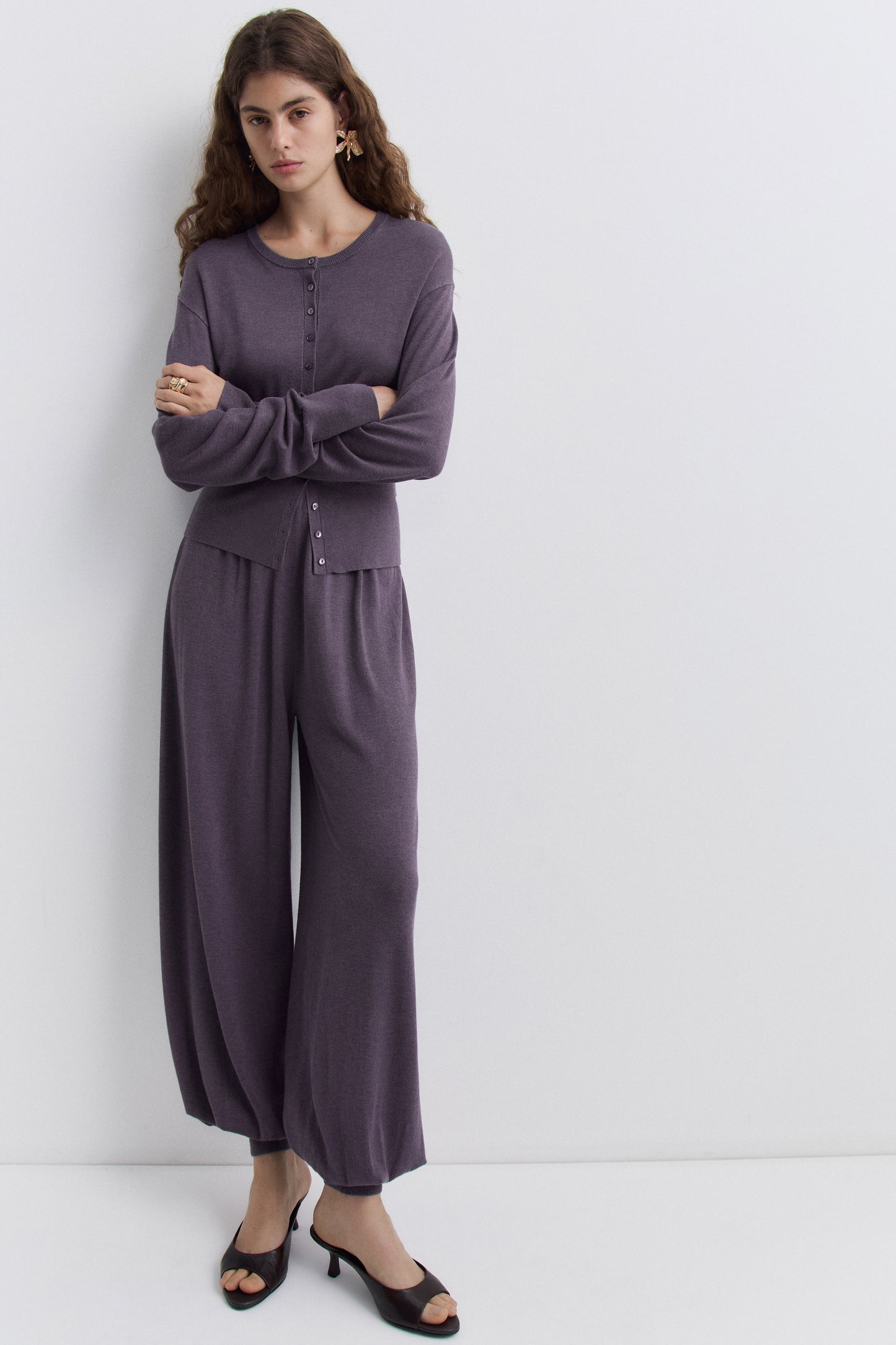 TAUPE PURPLE