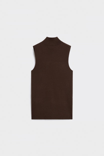 DARK BROWN