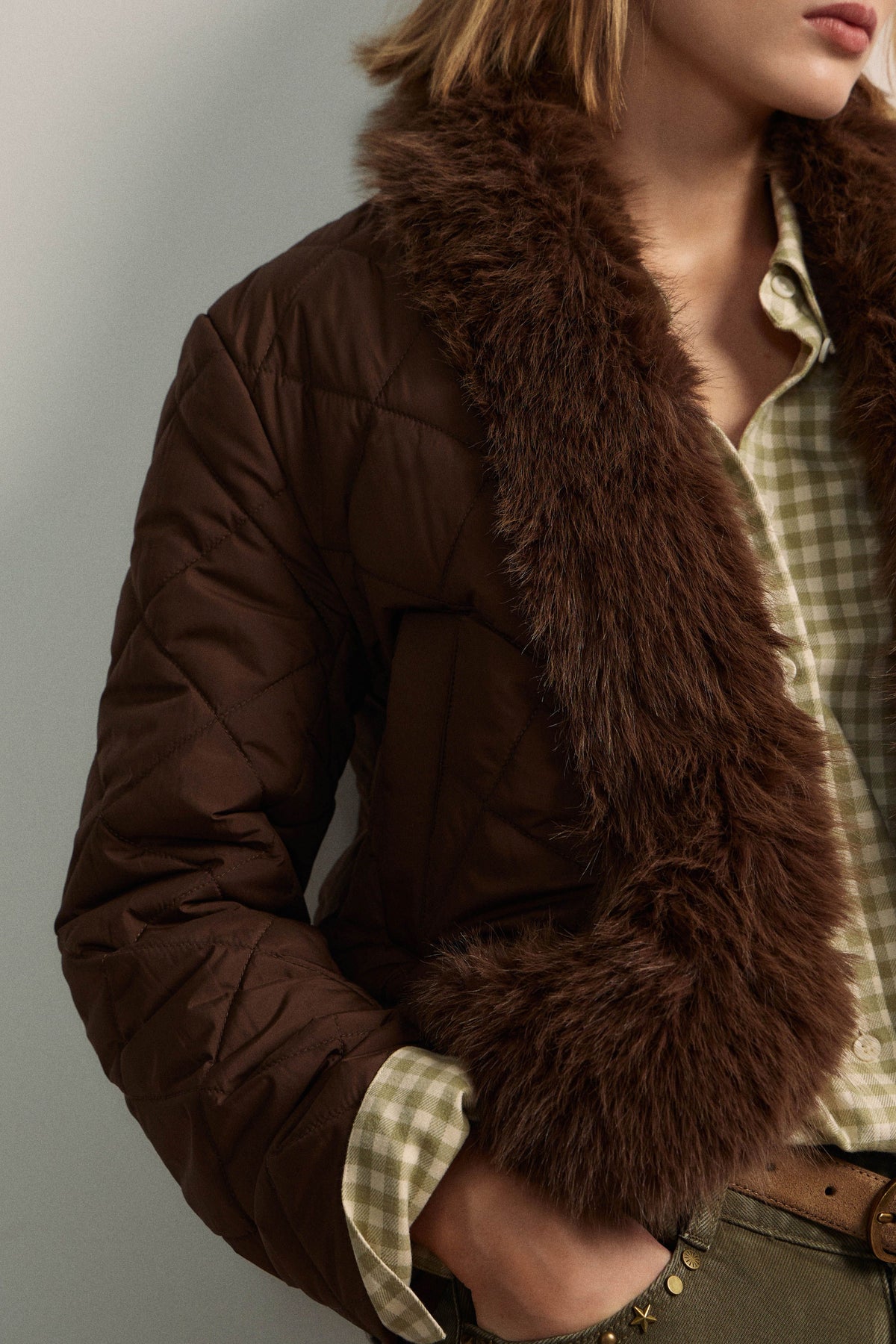 DARK BROWN