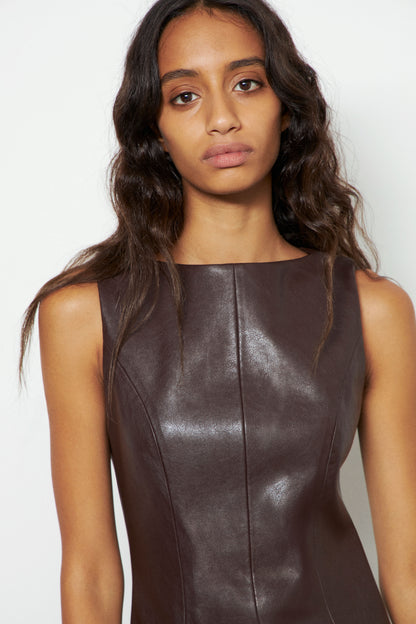 DARK BROWN