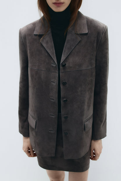 DARK BROWN