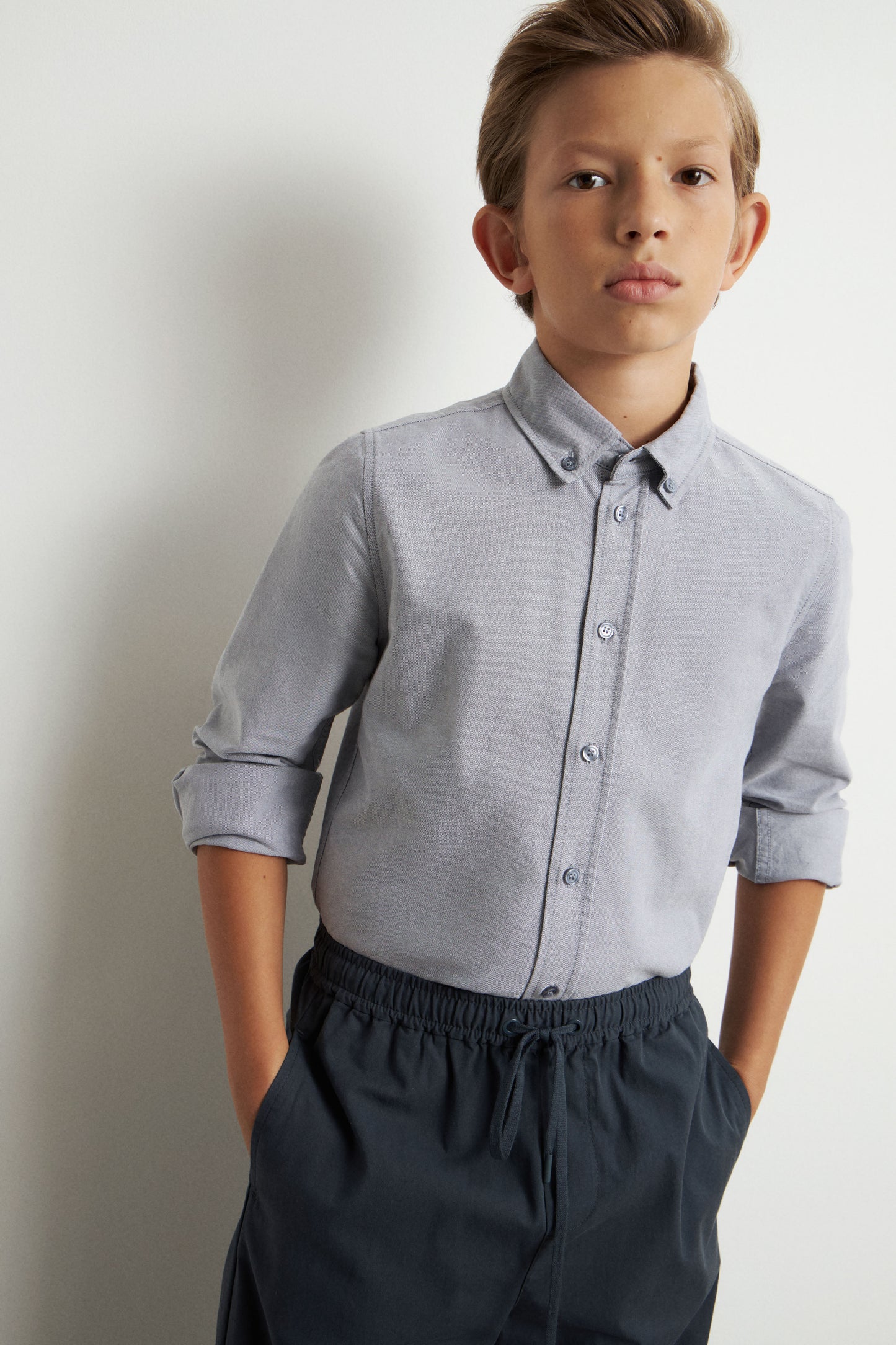 LIGHT GREY