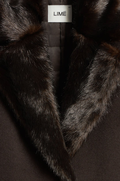 DARK BROWN