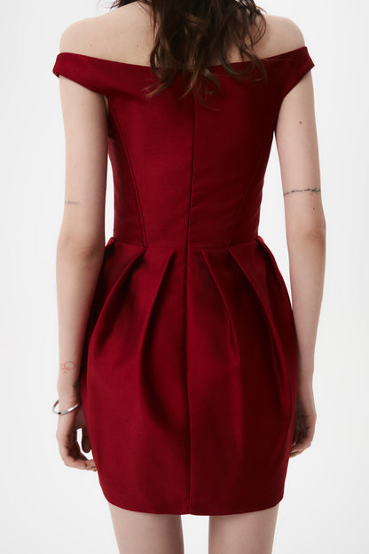 DARK RED