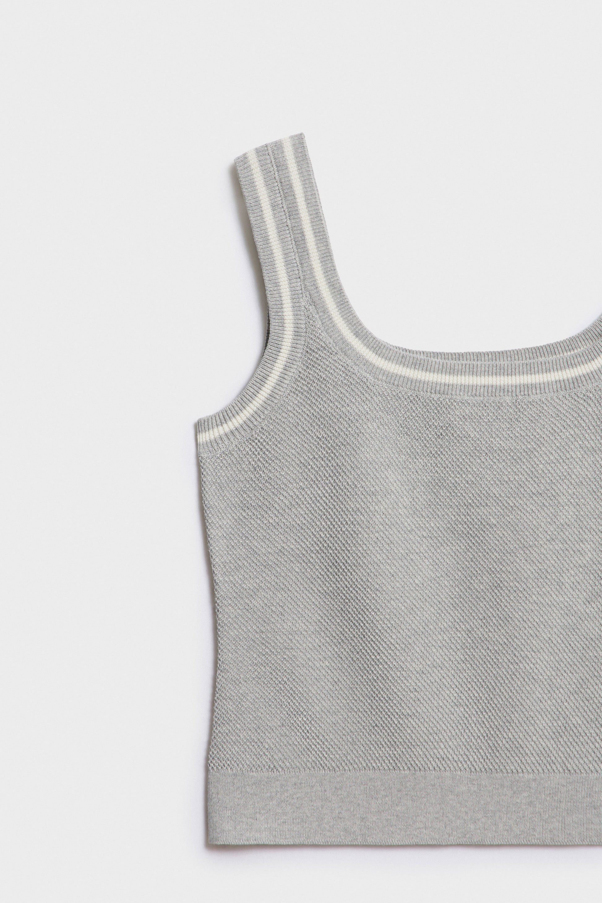 LIGHT GREY MELANGE