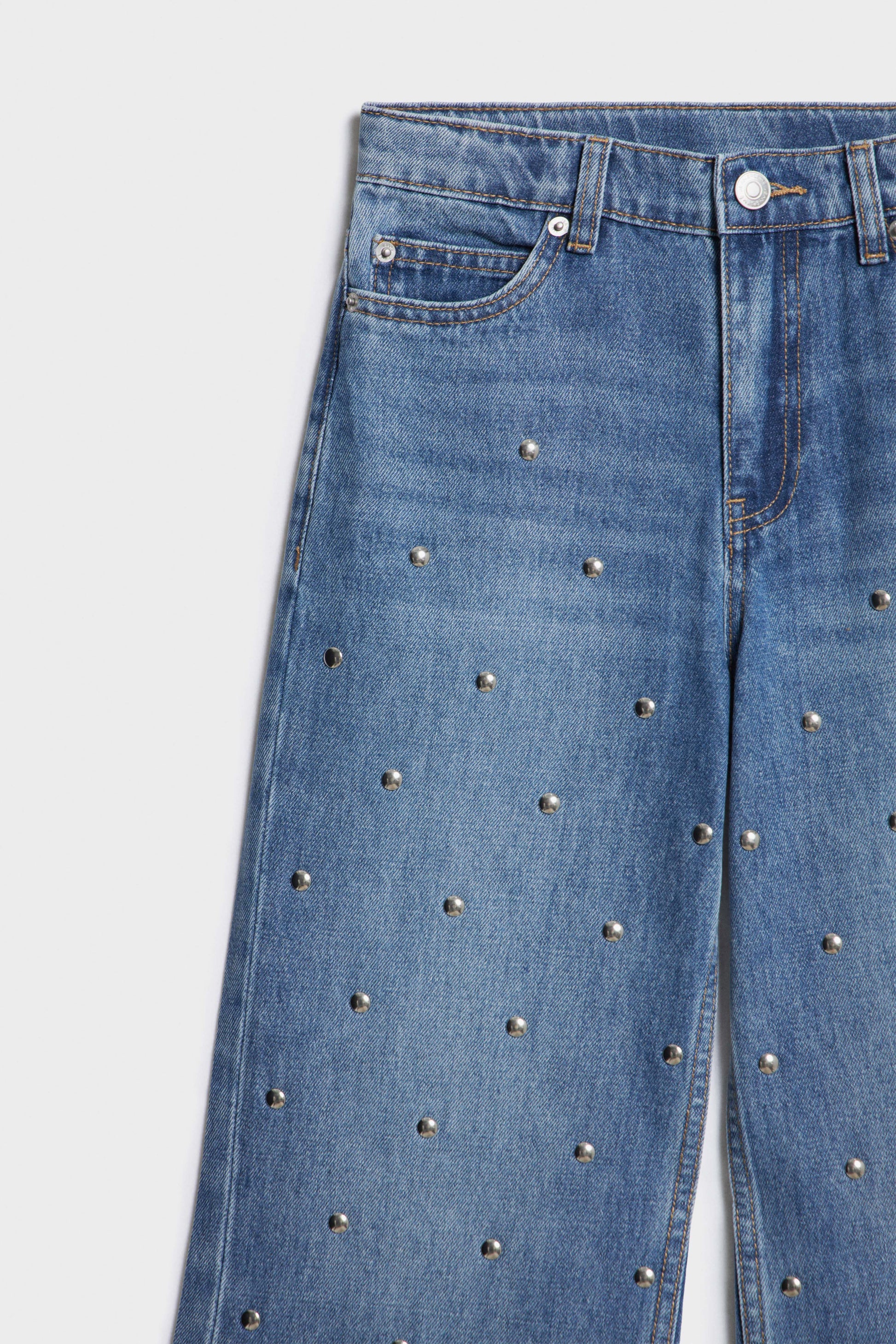 VINTAGE BLUE