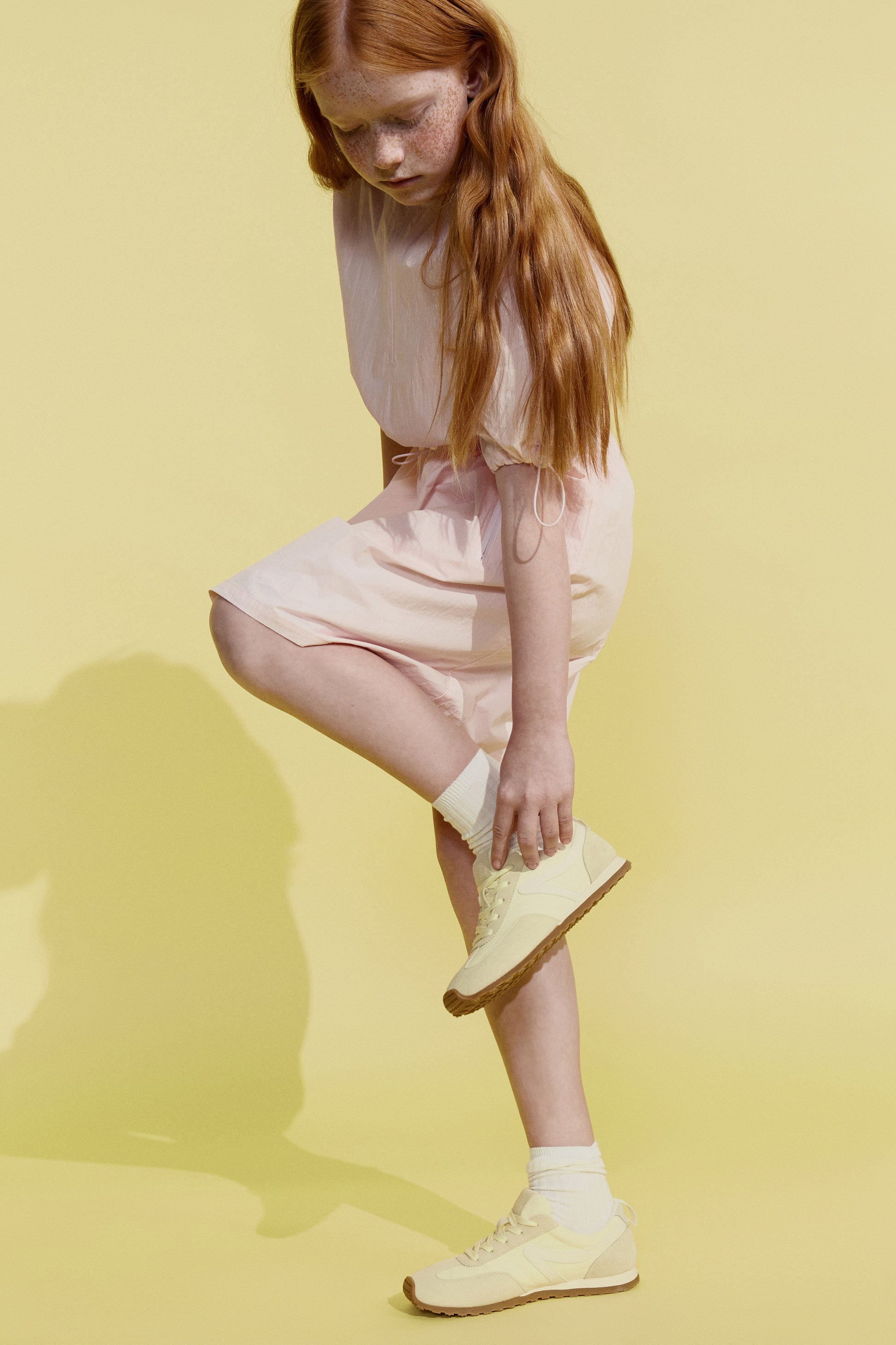 LIGHT YELLOW
