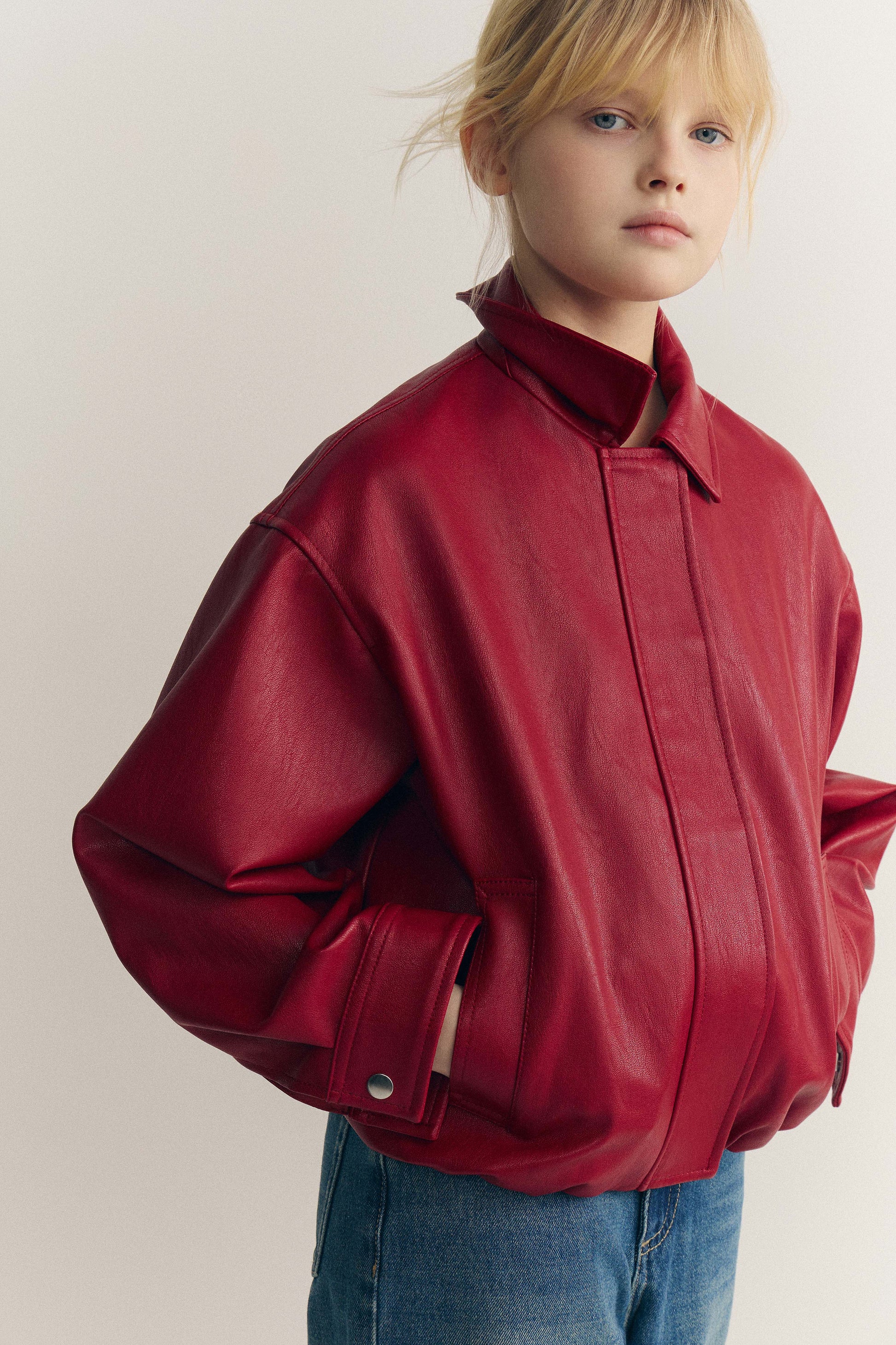 DARK RED