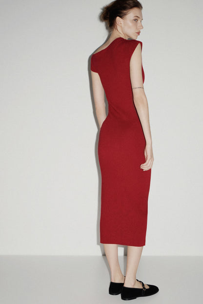 DARK RED