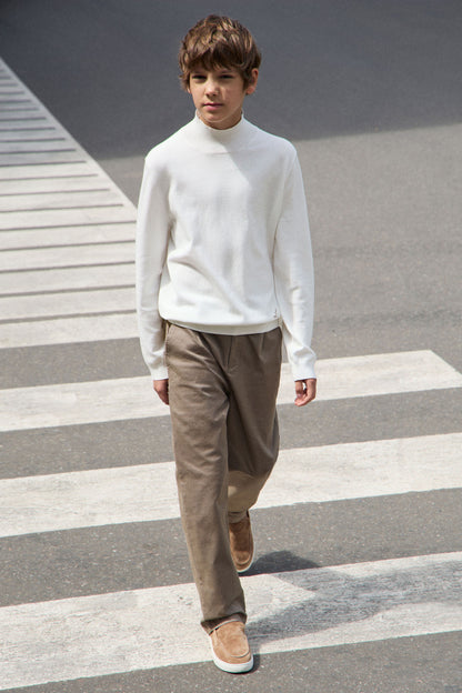GRAY BROWN