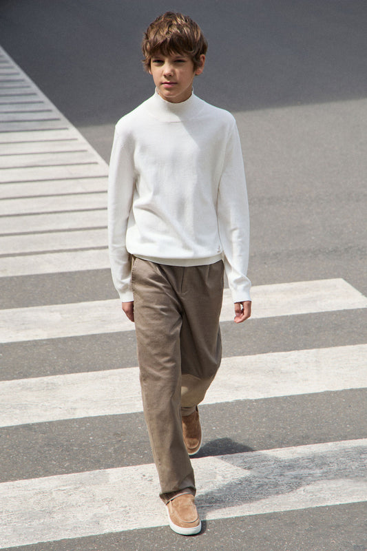 GRAY BROWN