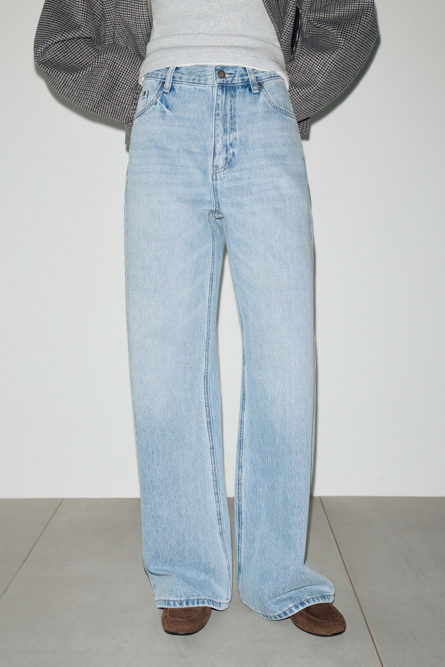 VINTAGE BLUE