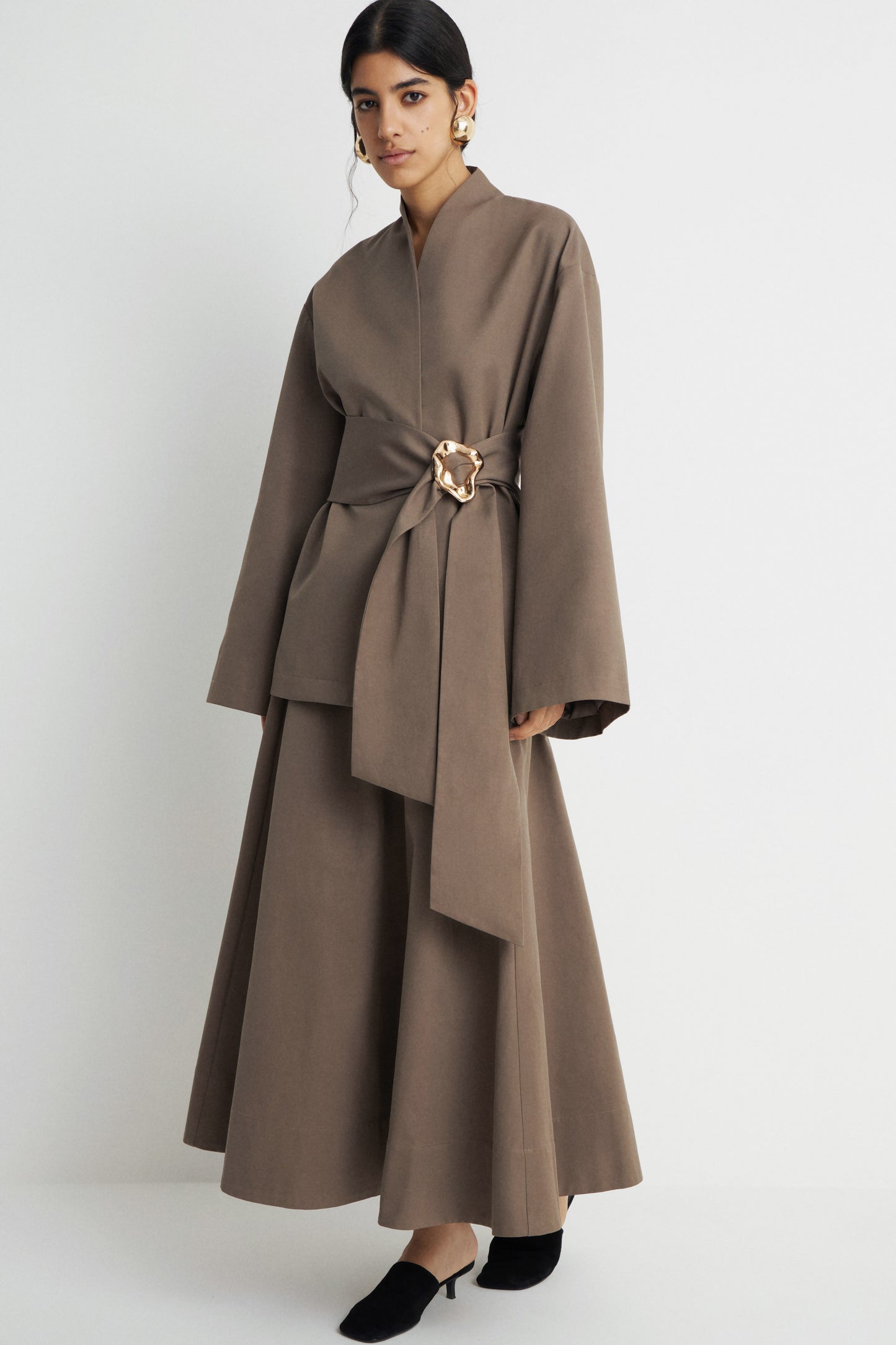 GRAY BROWN