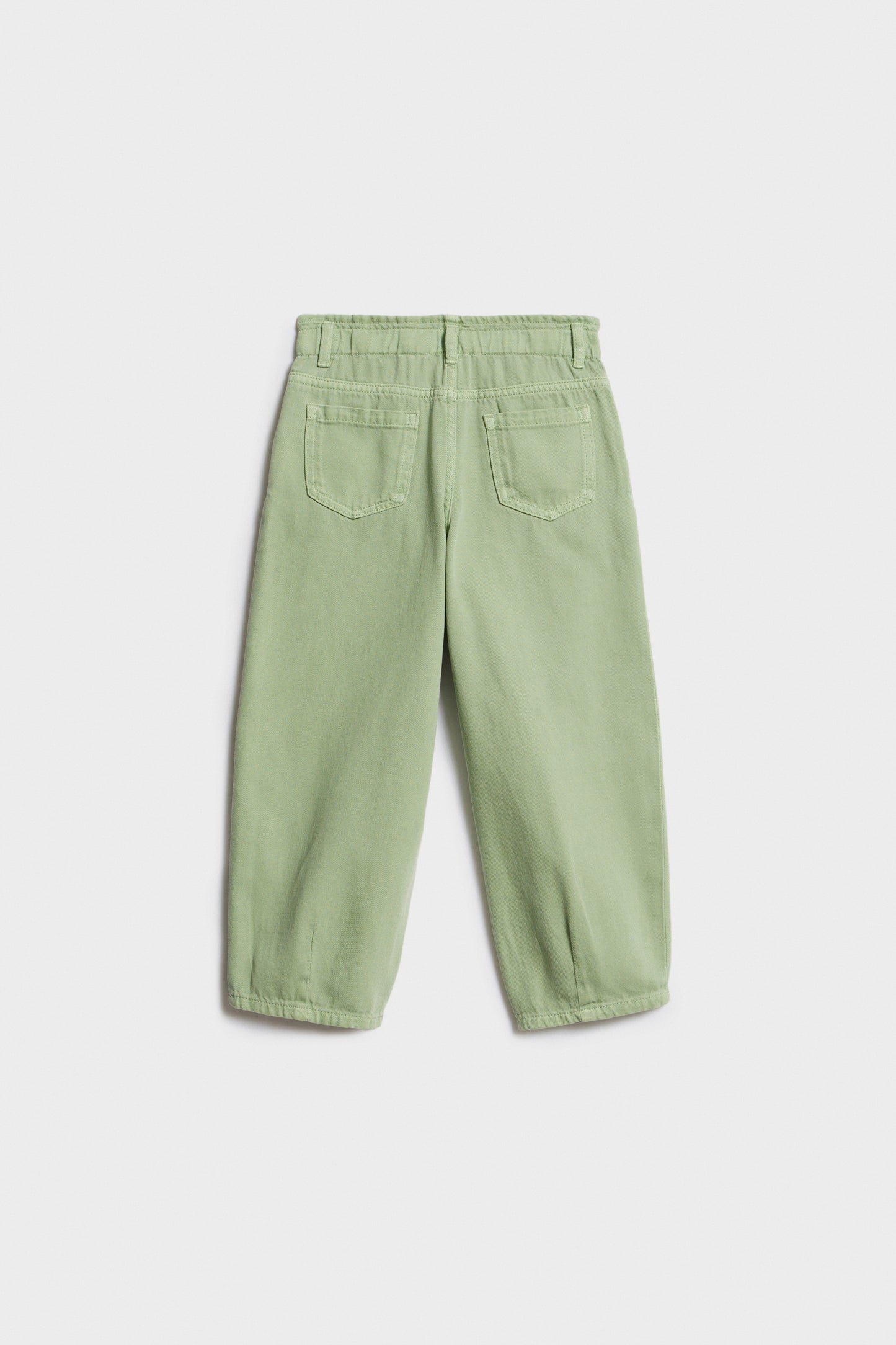 LIGHT GREEN
