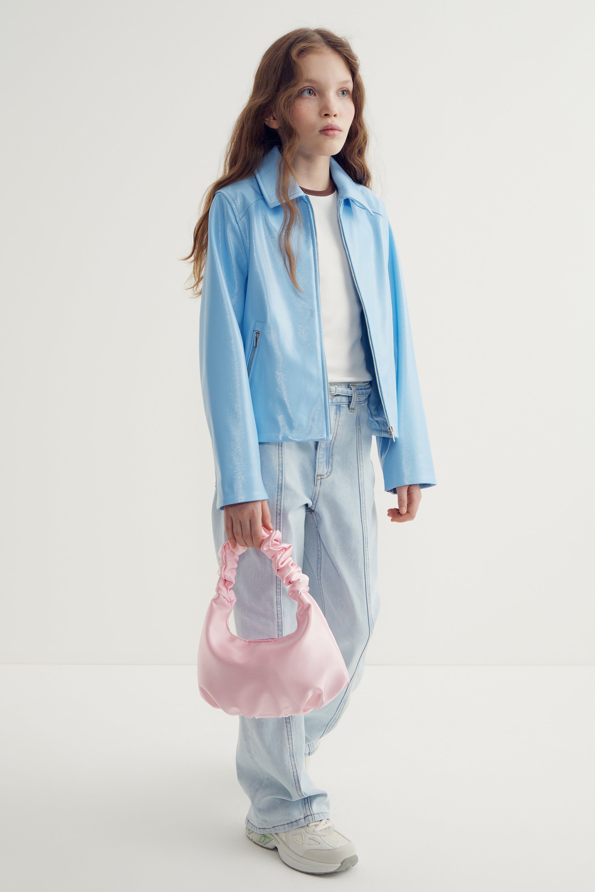 LIGHT PINK