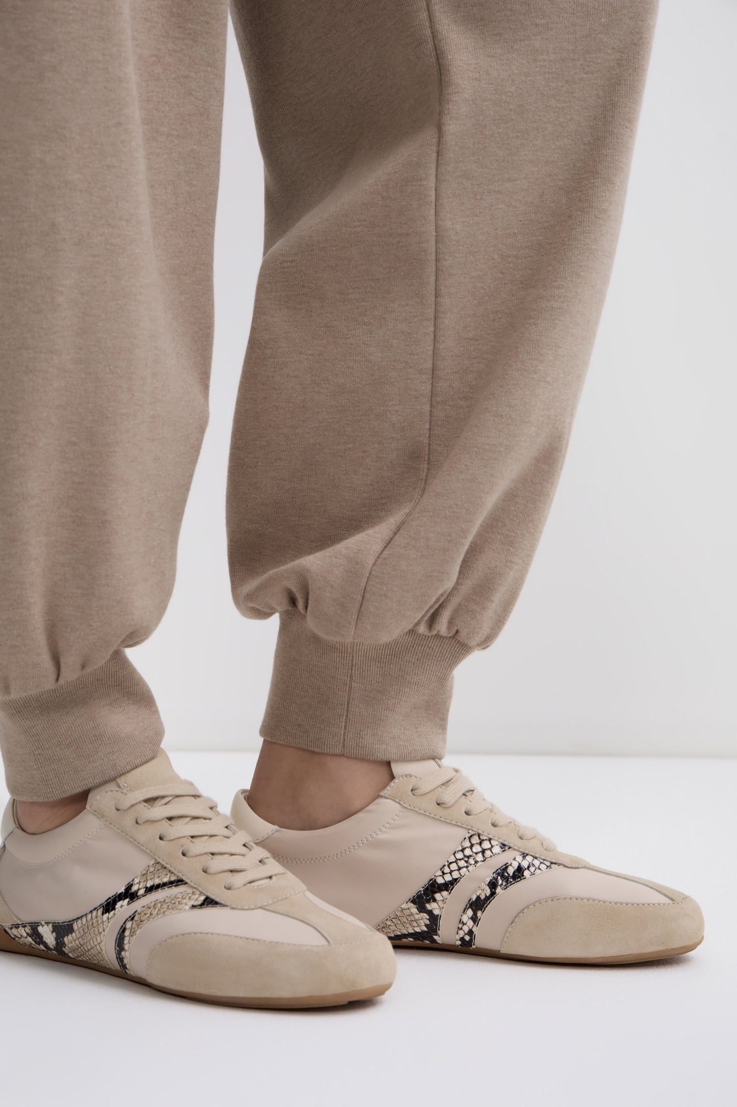 LIGHT BEIGE