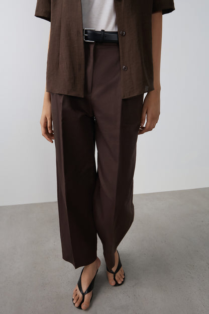 DARK BROWN