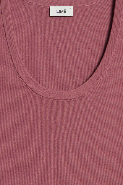 GRAPE RED