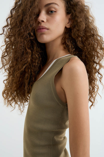 LIGHT KHAKI