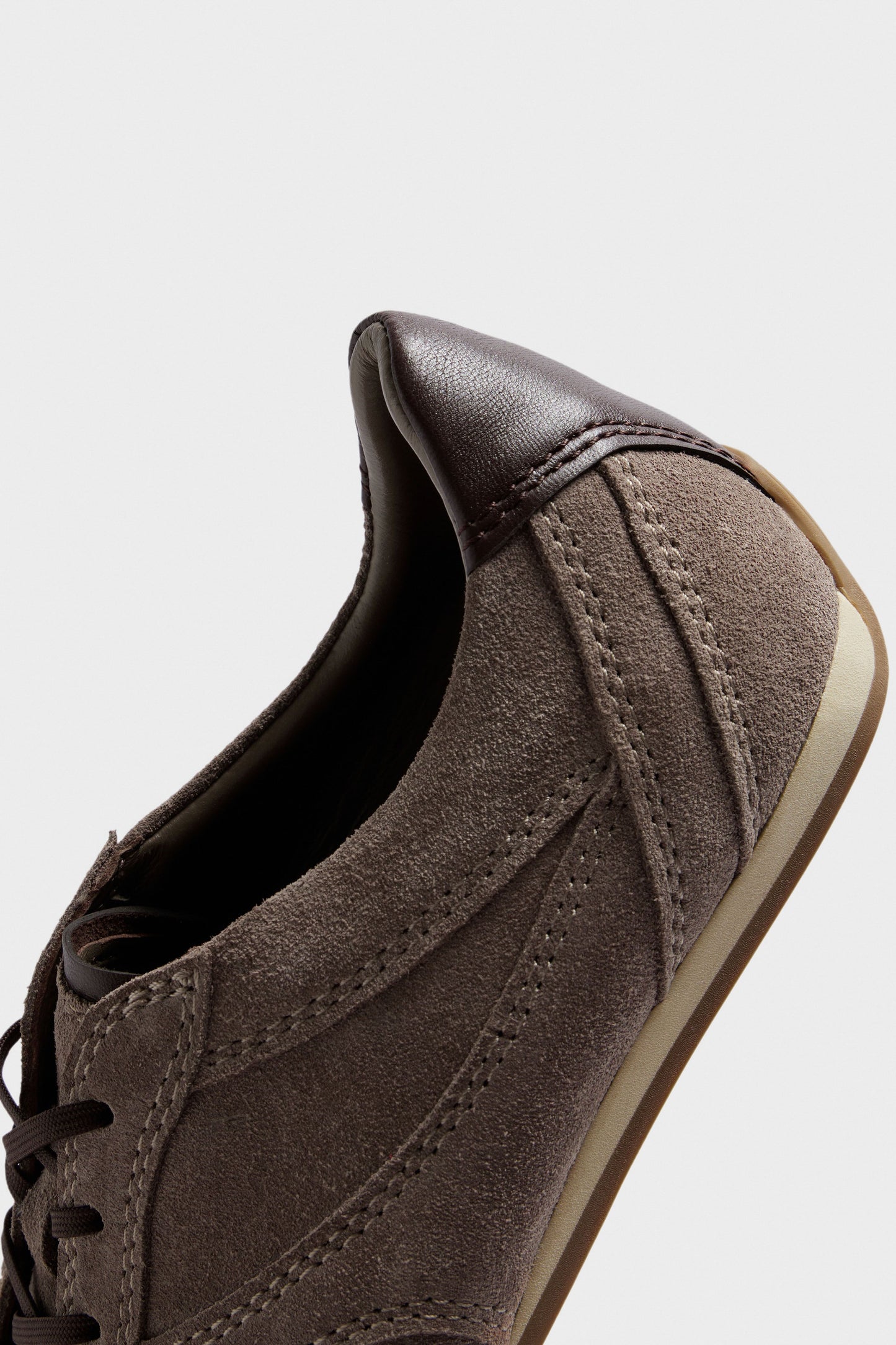 DARK BEIGE