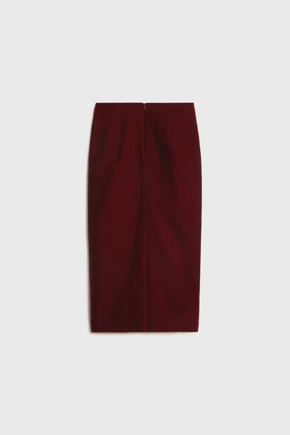 DARK RED