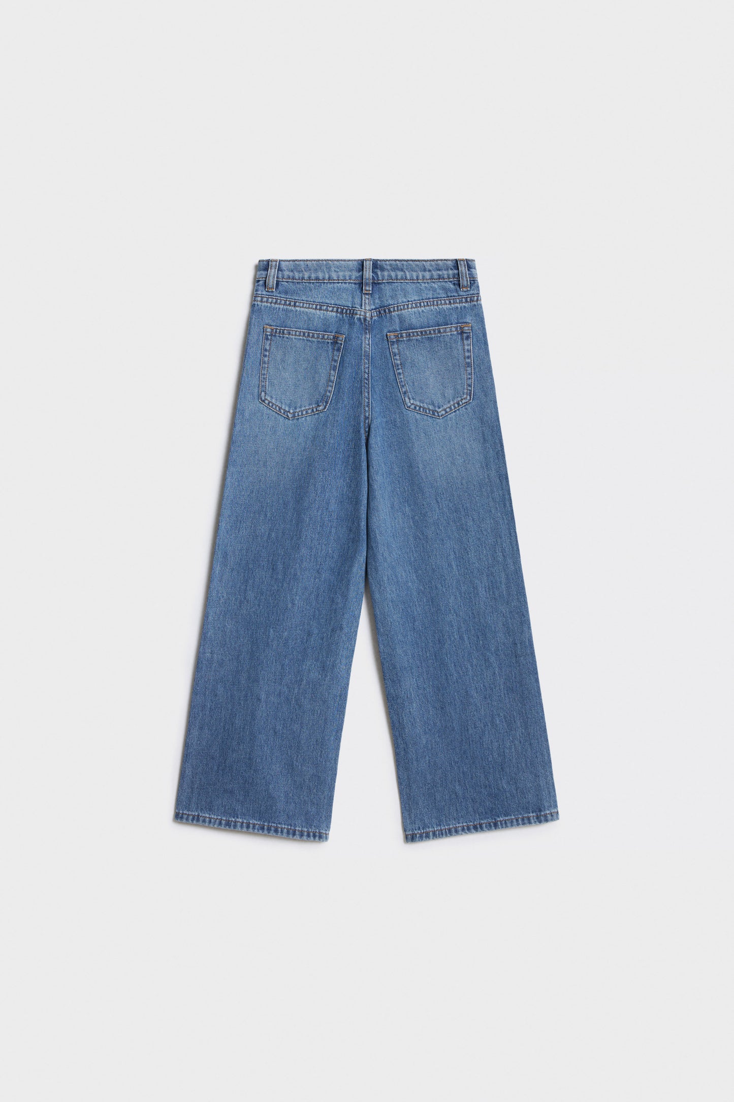 VINTAGE BLUE