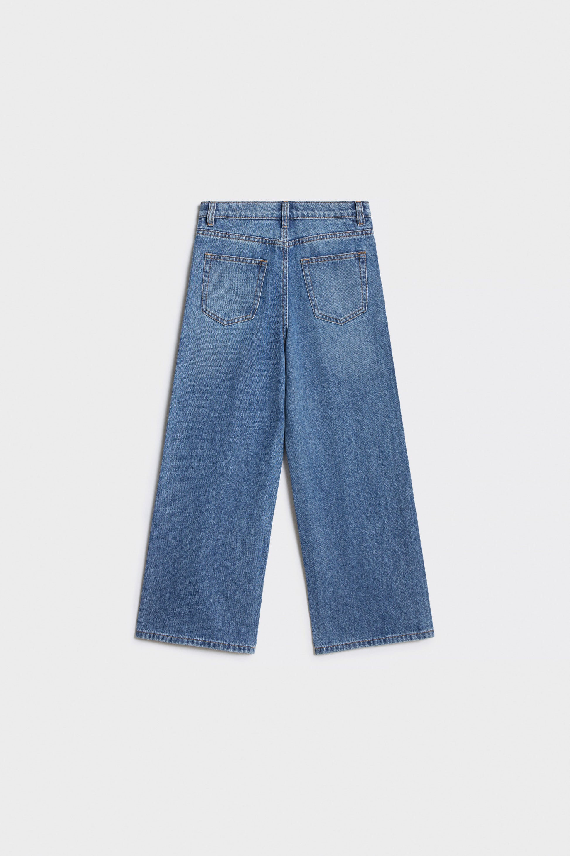 VINTAGE BLUE