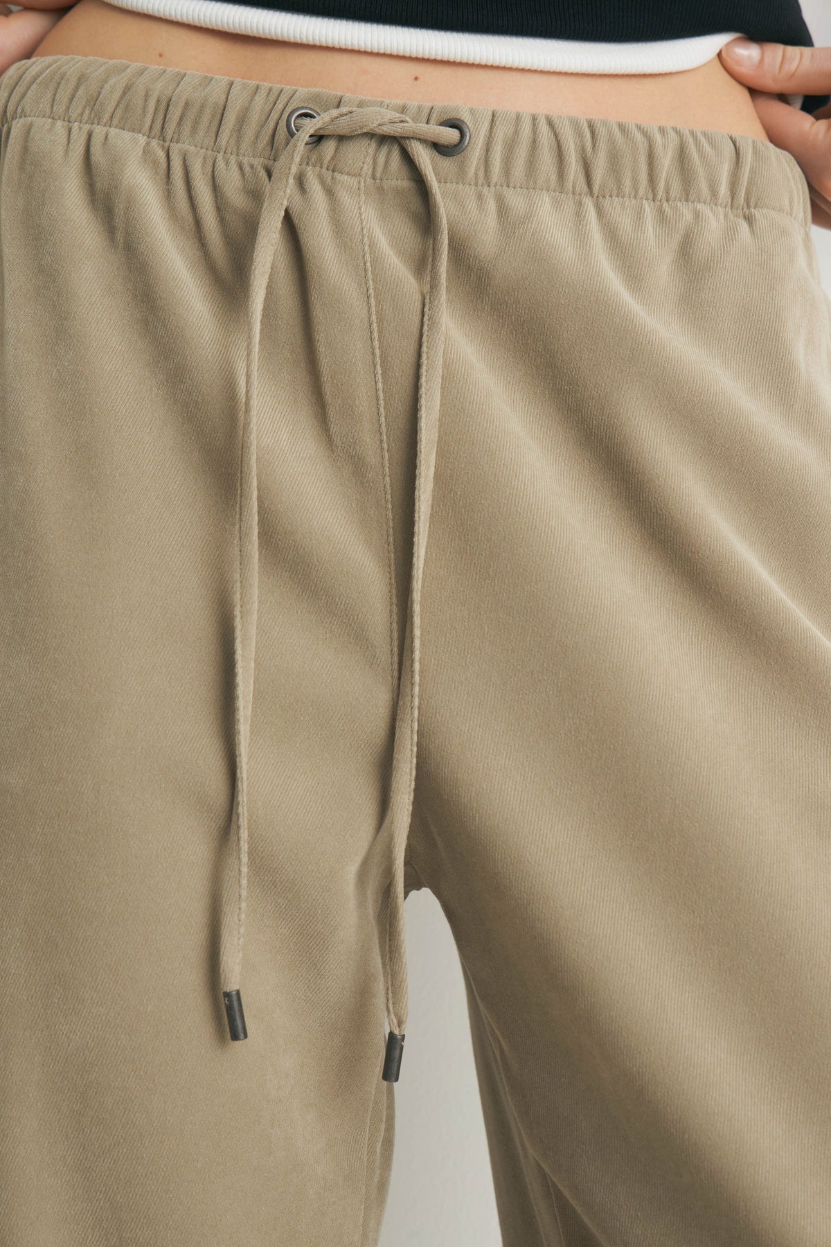 LIGHT KHAKI