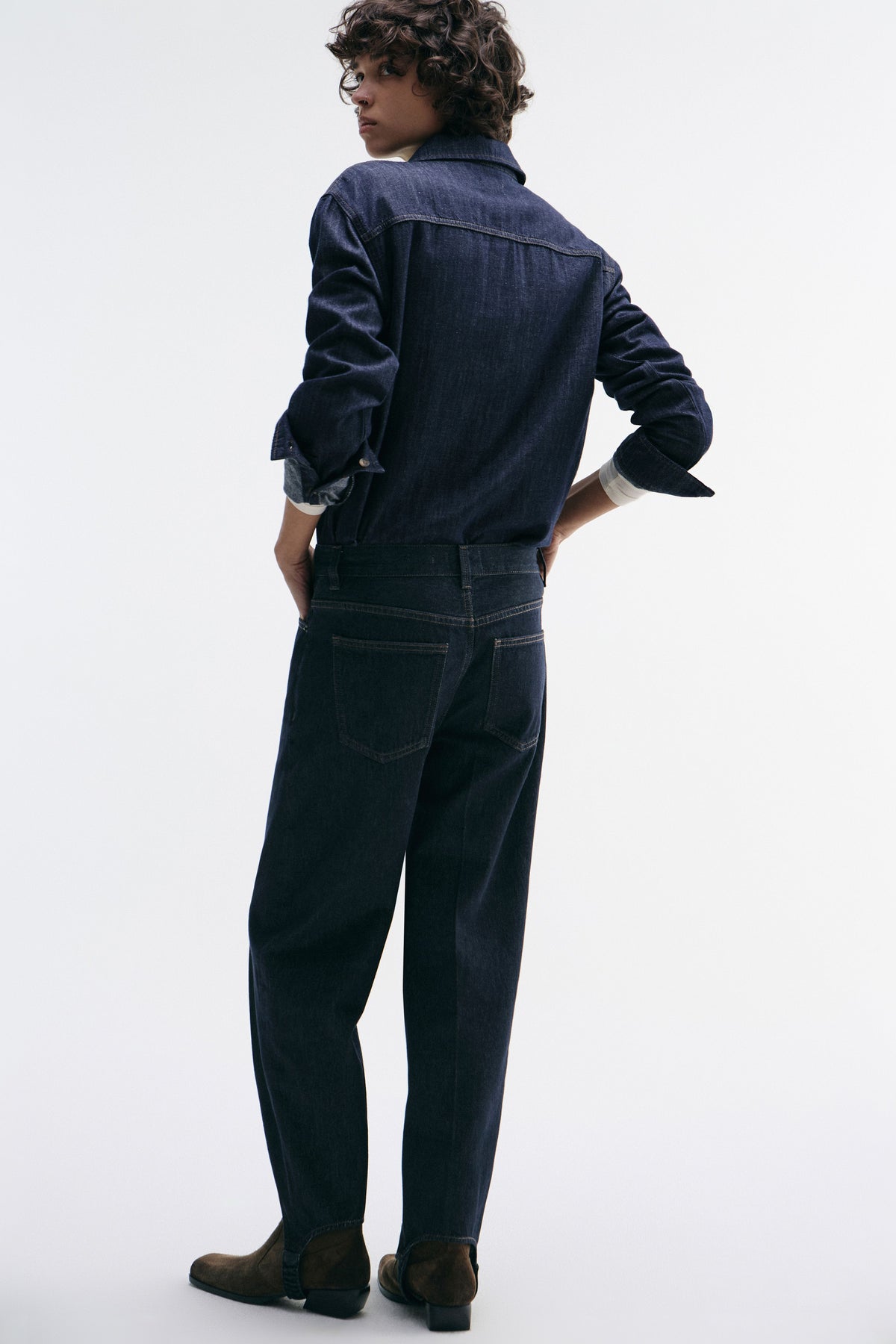 DARK BLUE
