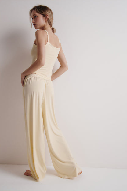 LIGHT YELLOW