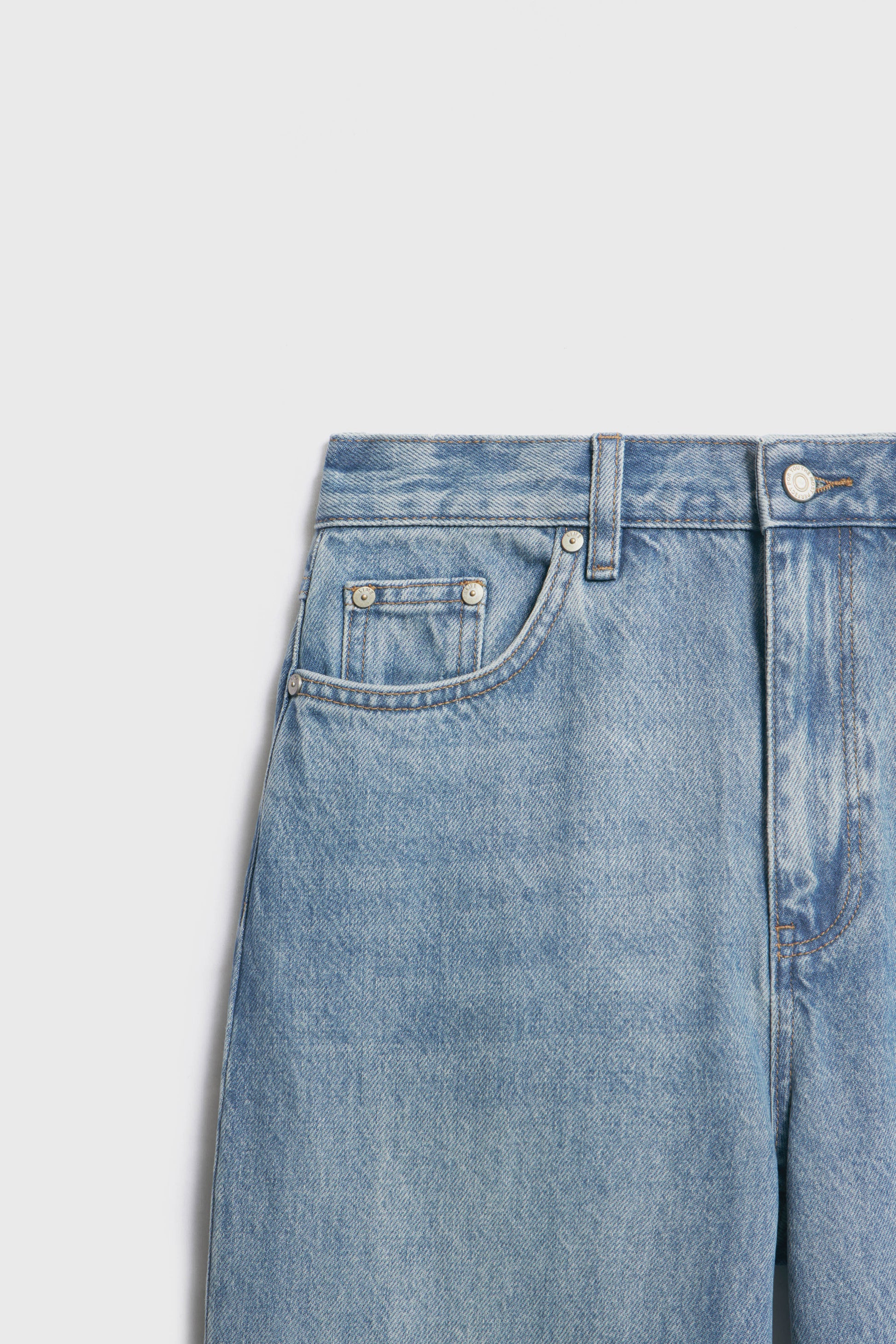 VINTAGE BLUE