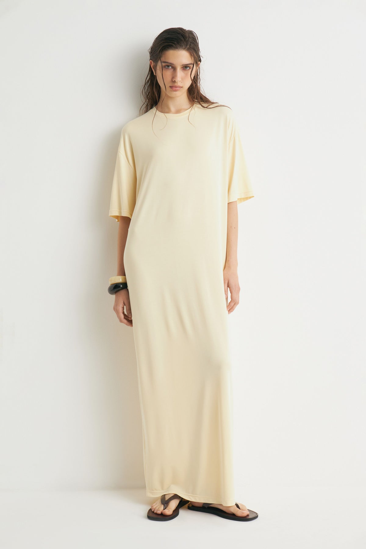 LEMON YELLOW