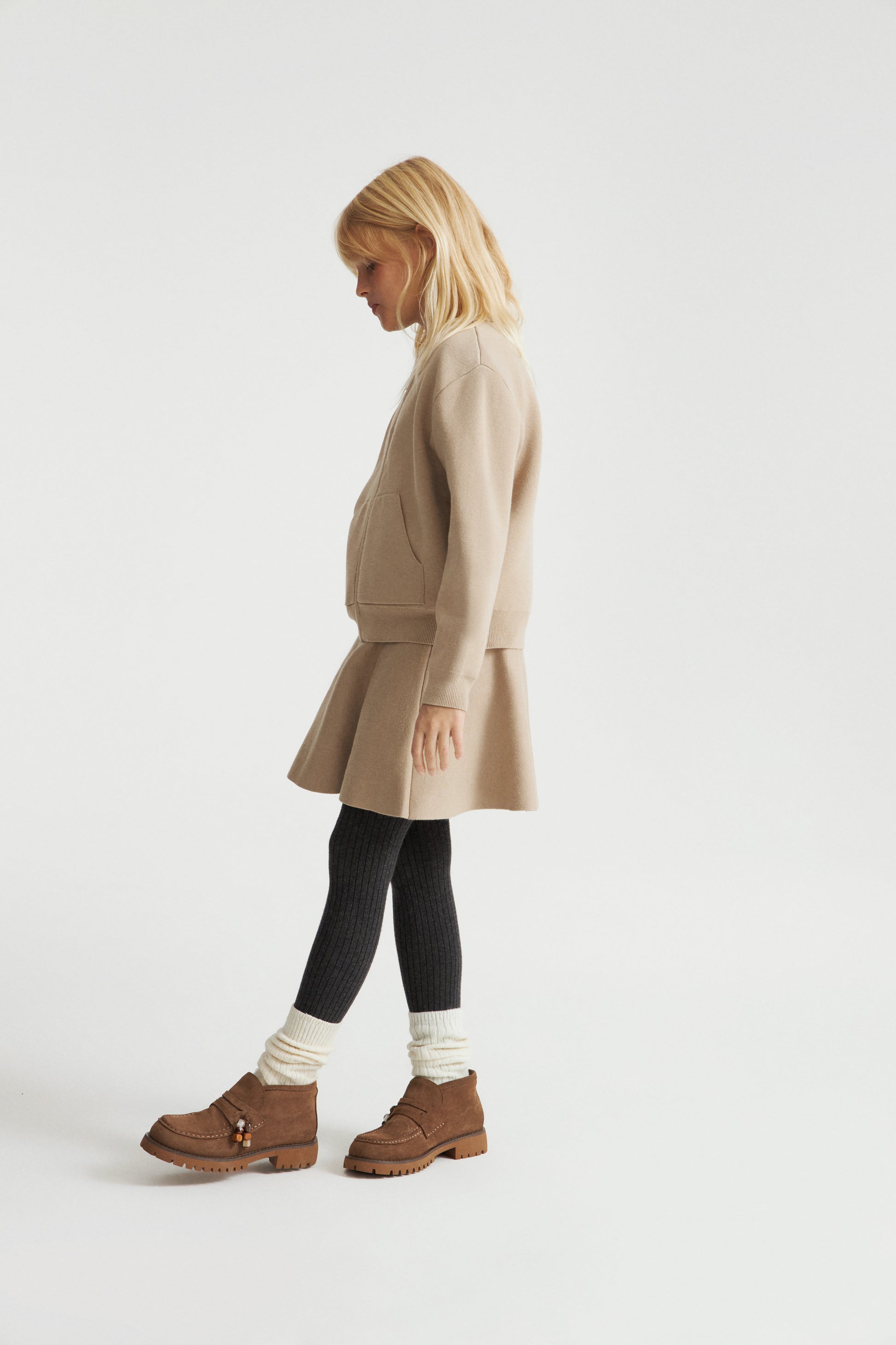 LIGHT BEIGE