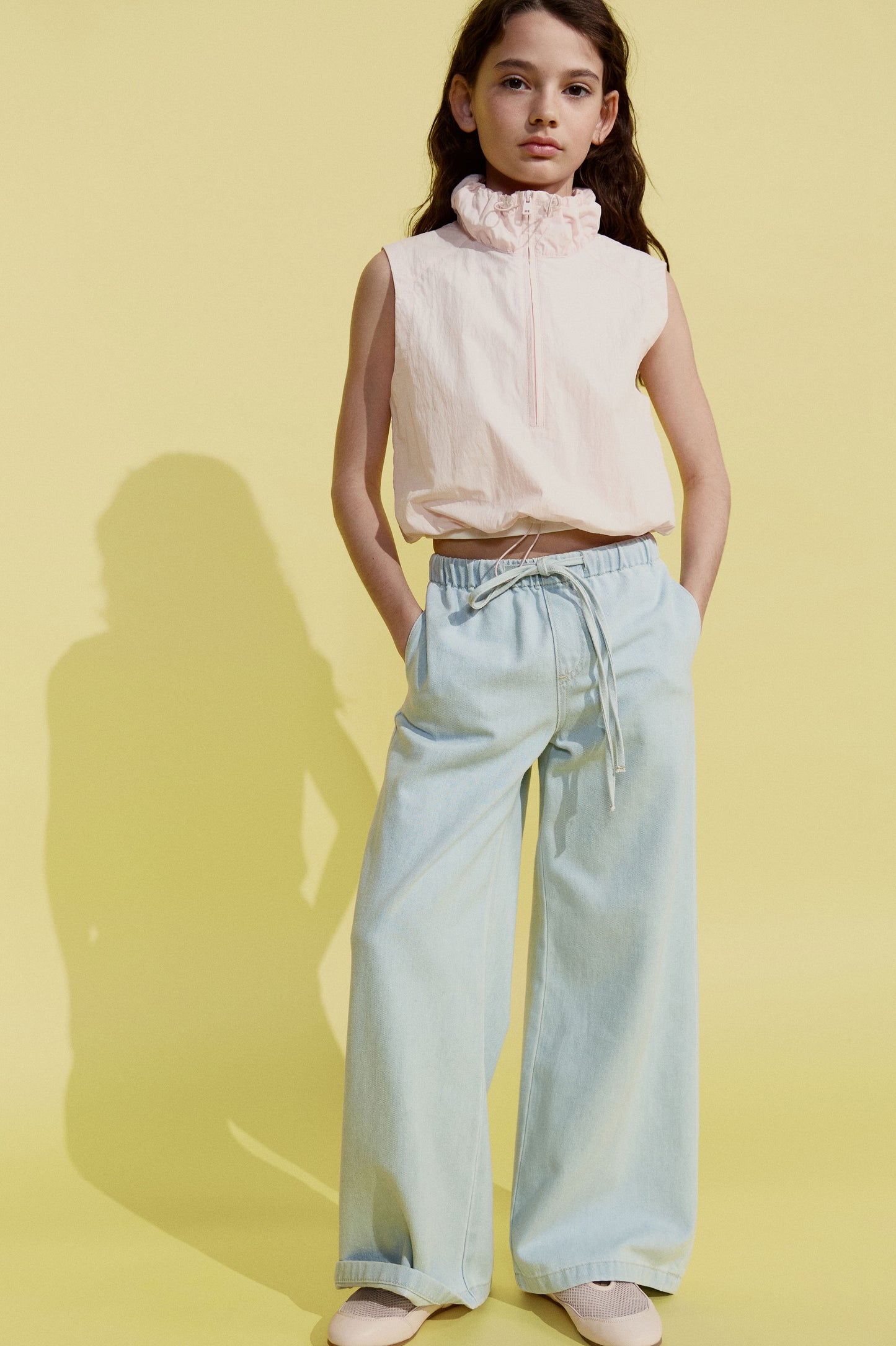 LIGHT PINK