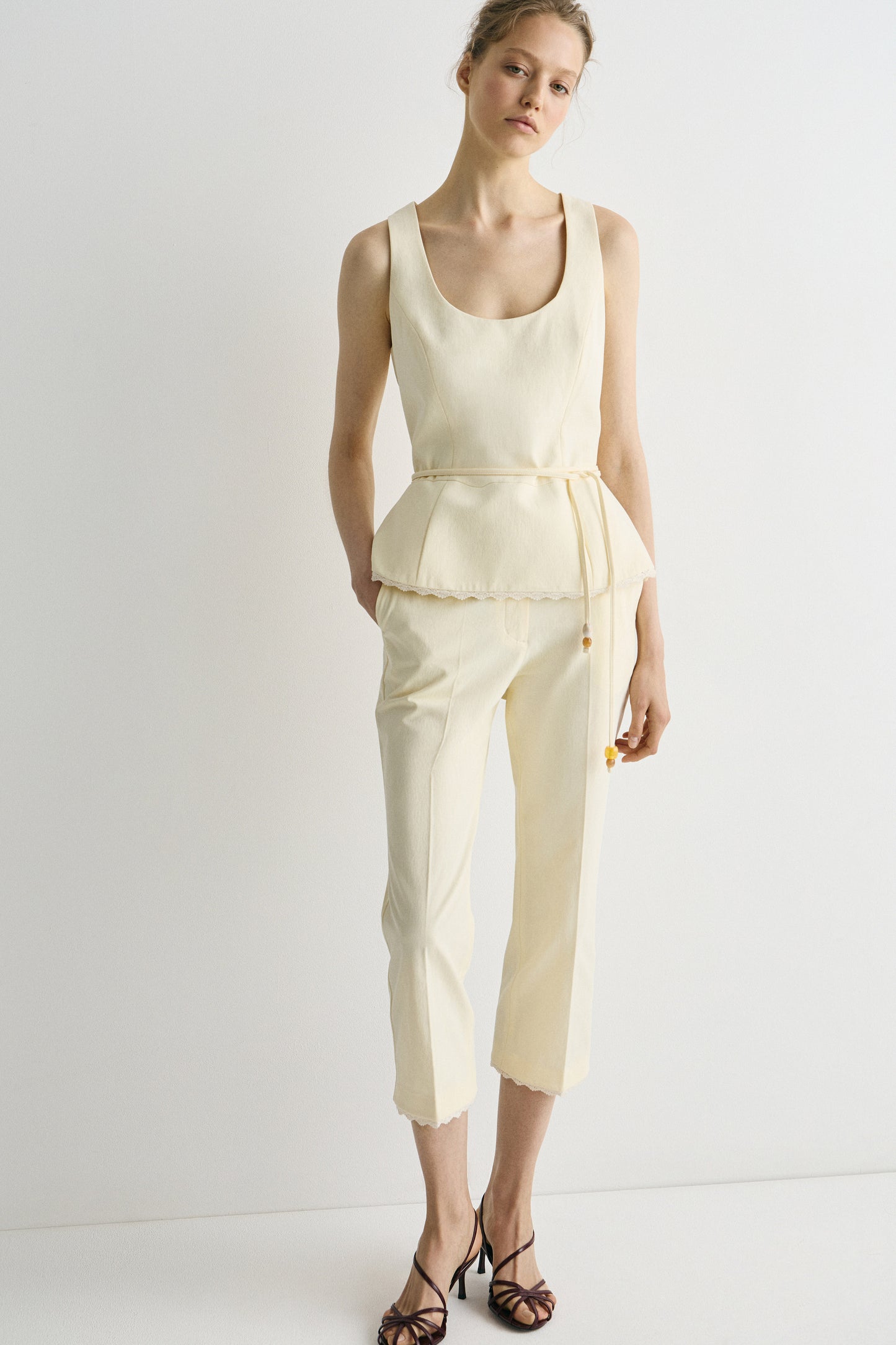LIGHT YELLOW